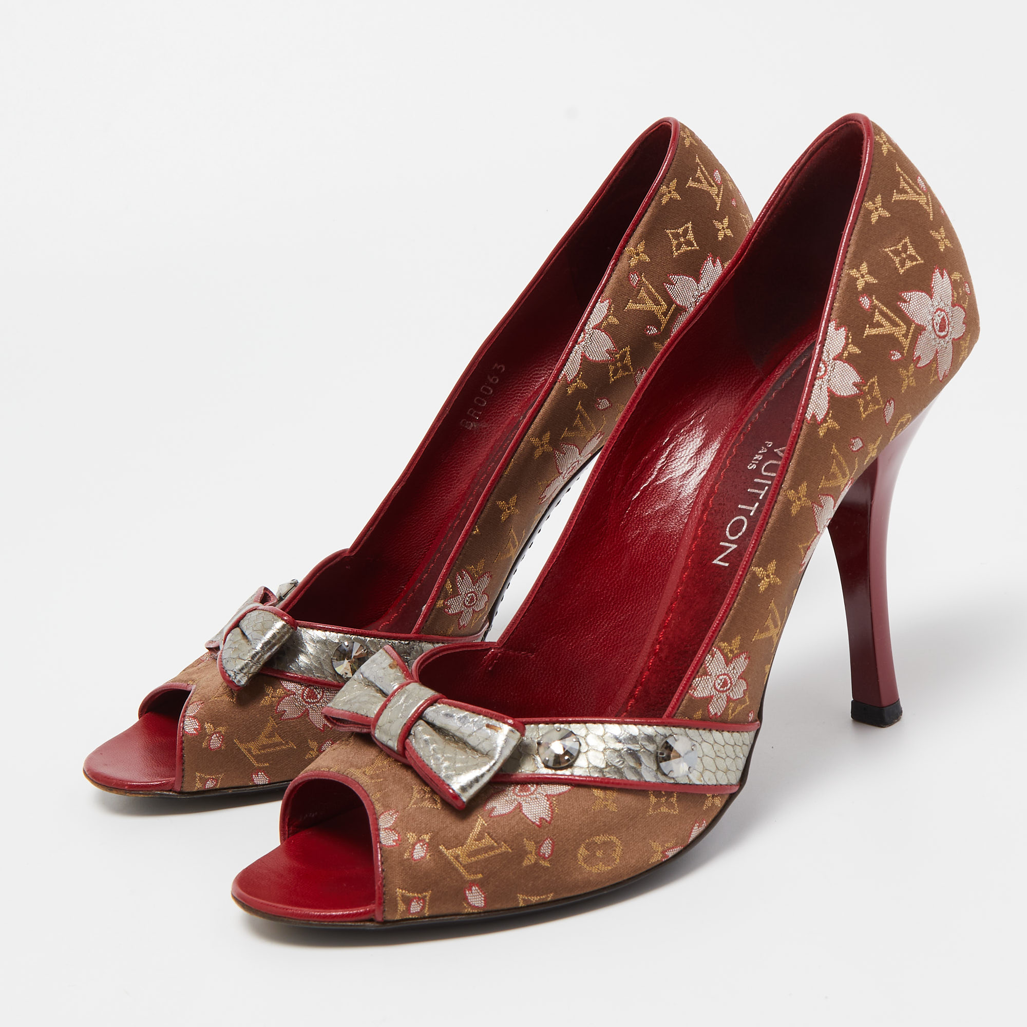 

Louis Vuitton Brown/Red Monogram Satin and Leather Bow Peep Toe Pumps Size