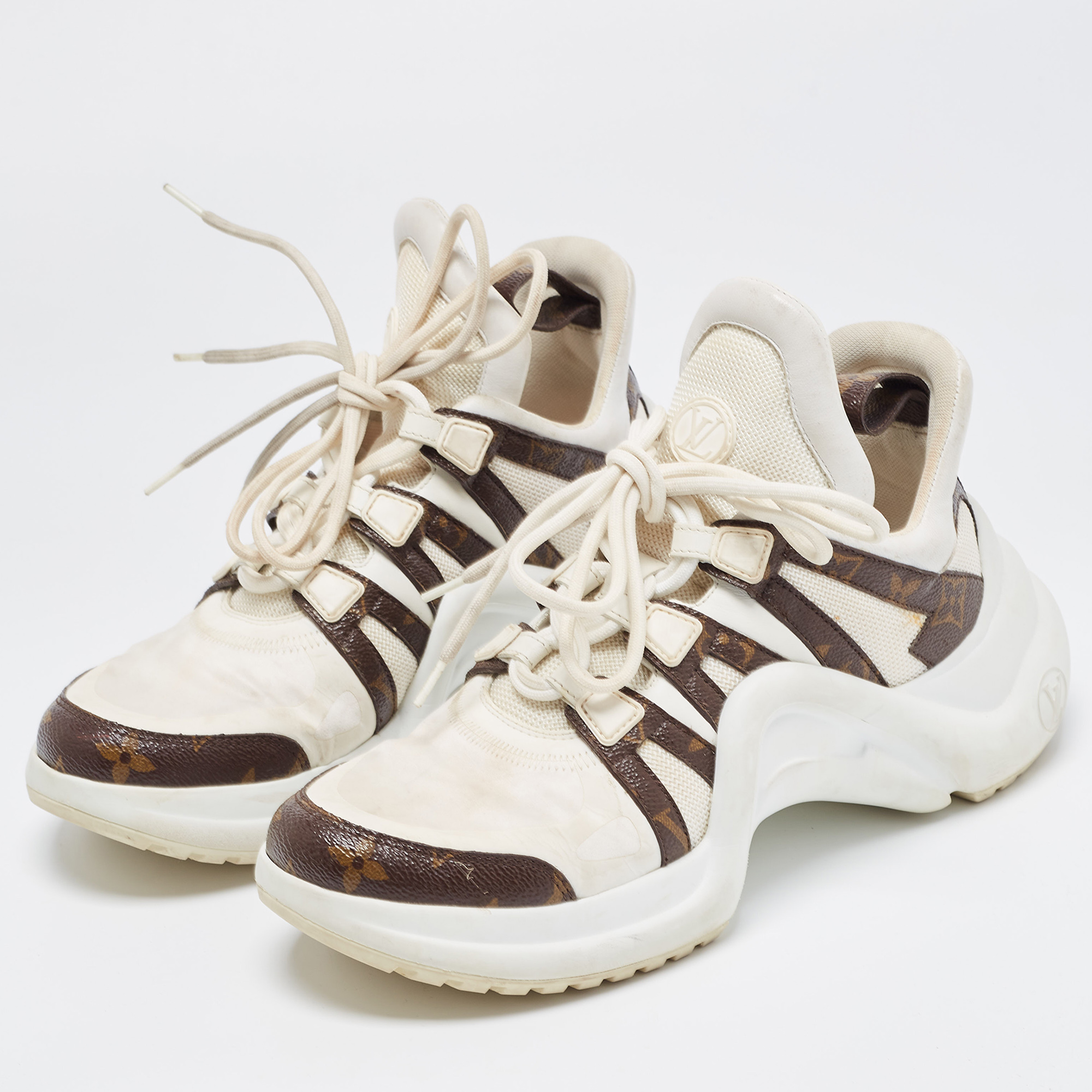 

Louis Vuitton White/Brown Canvas and Mesh Archlight Sneakers Size