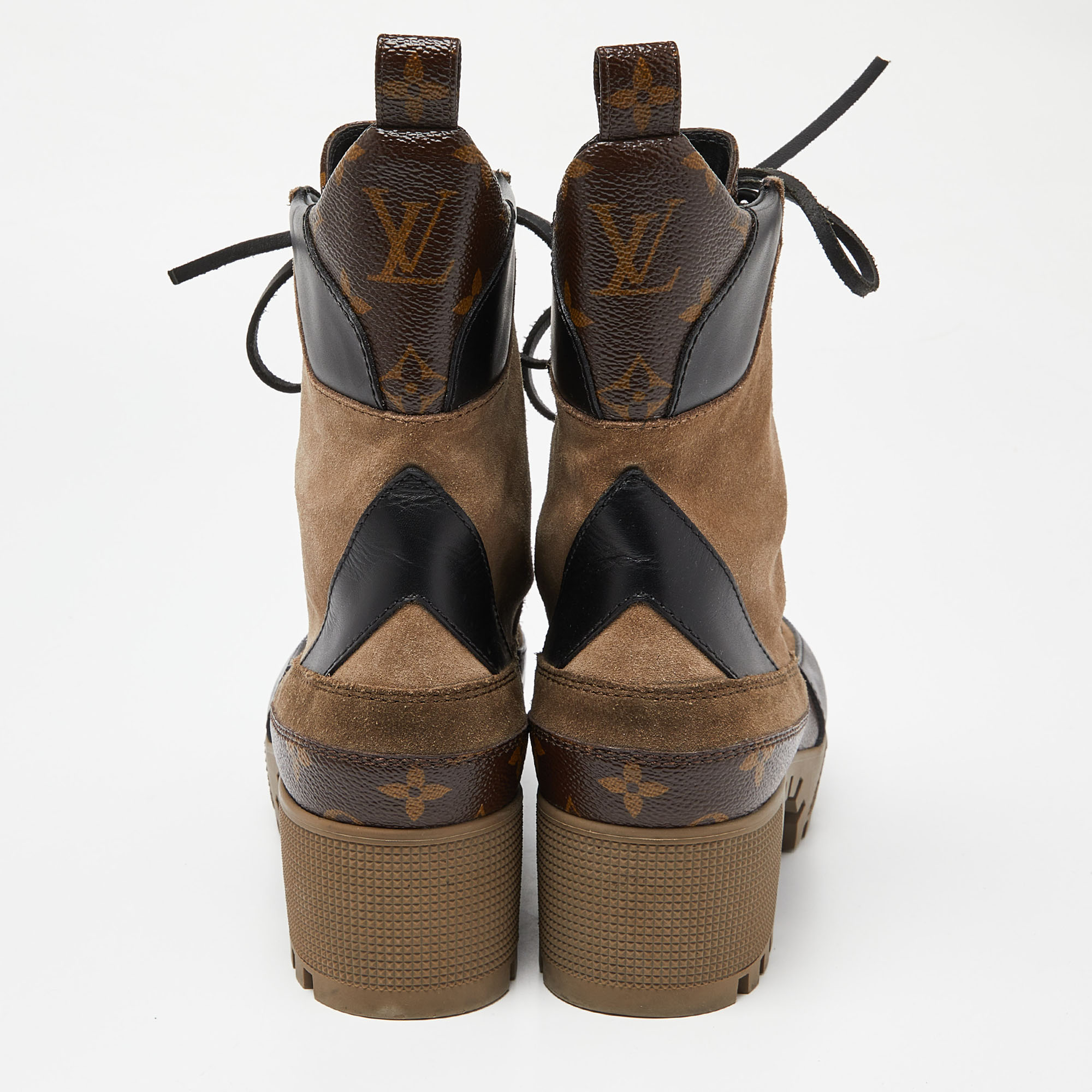 Louis Vuitton Monogram Laureate Platform Desert Boot, Beige, 38.5