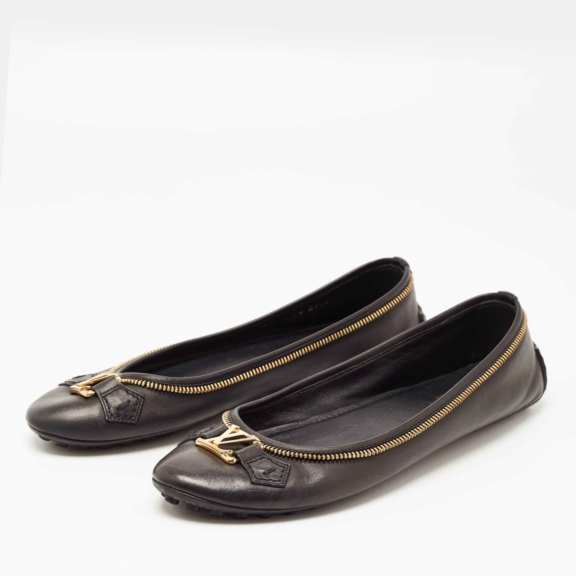 

Louis Vuitton Black Leather Zipper Trim Oxford Ballet Flats Size, Gold