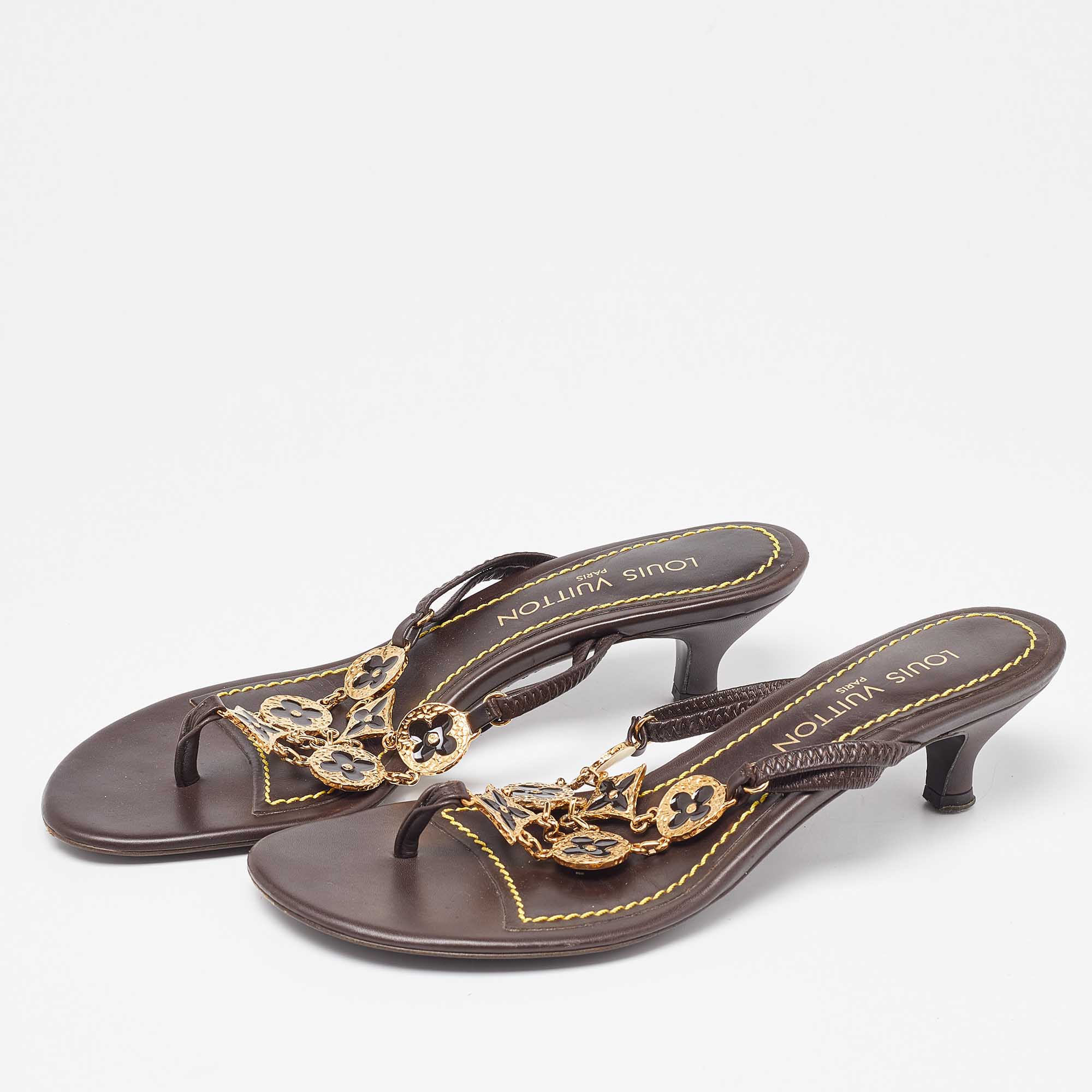 

Louis Vuitton Brown Leather Fleur Thong Sandals Size