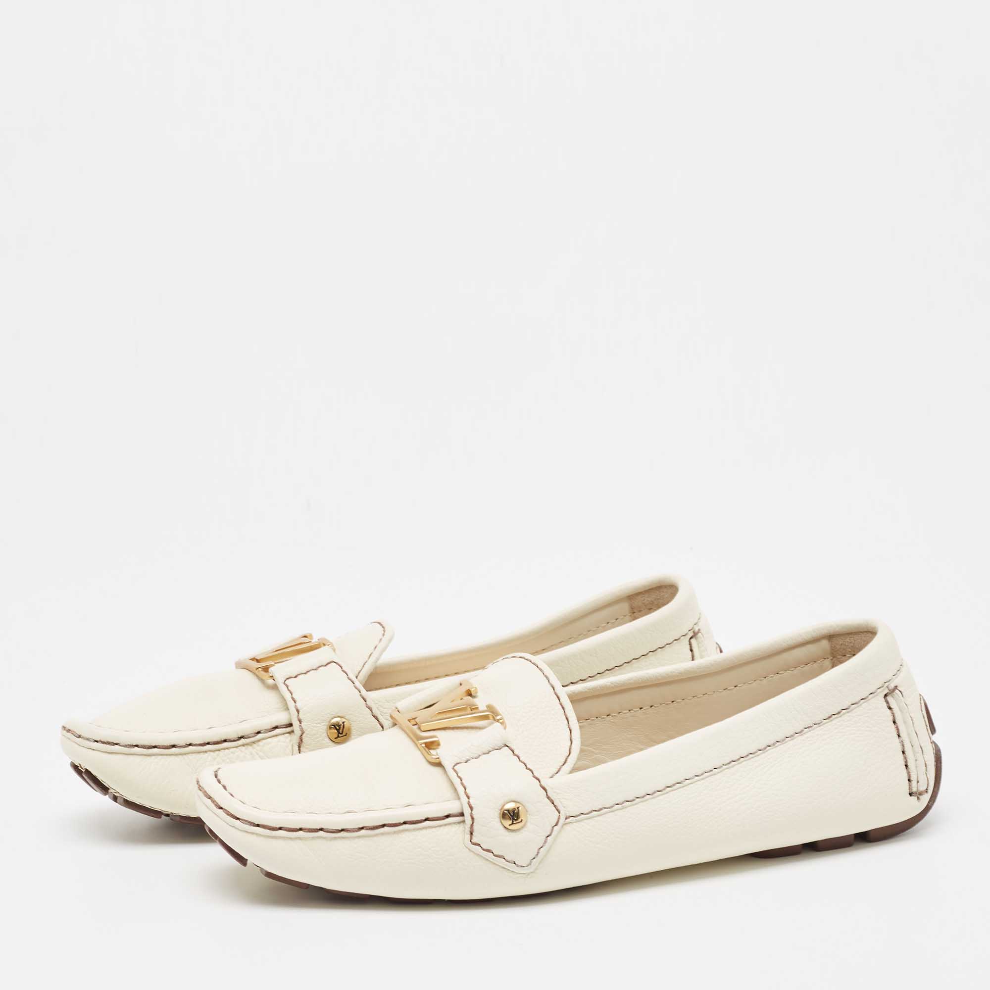 

Louis Vuitton Cream Leather Monte Carlo Loafers Size
