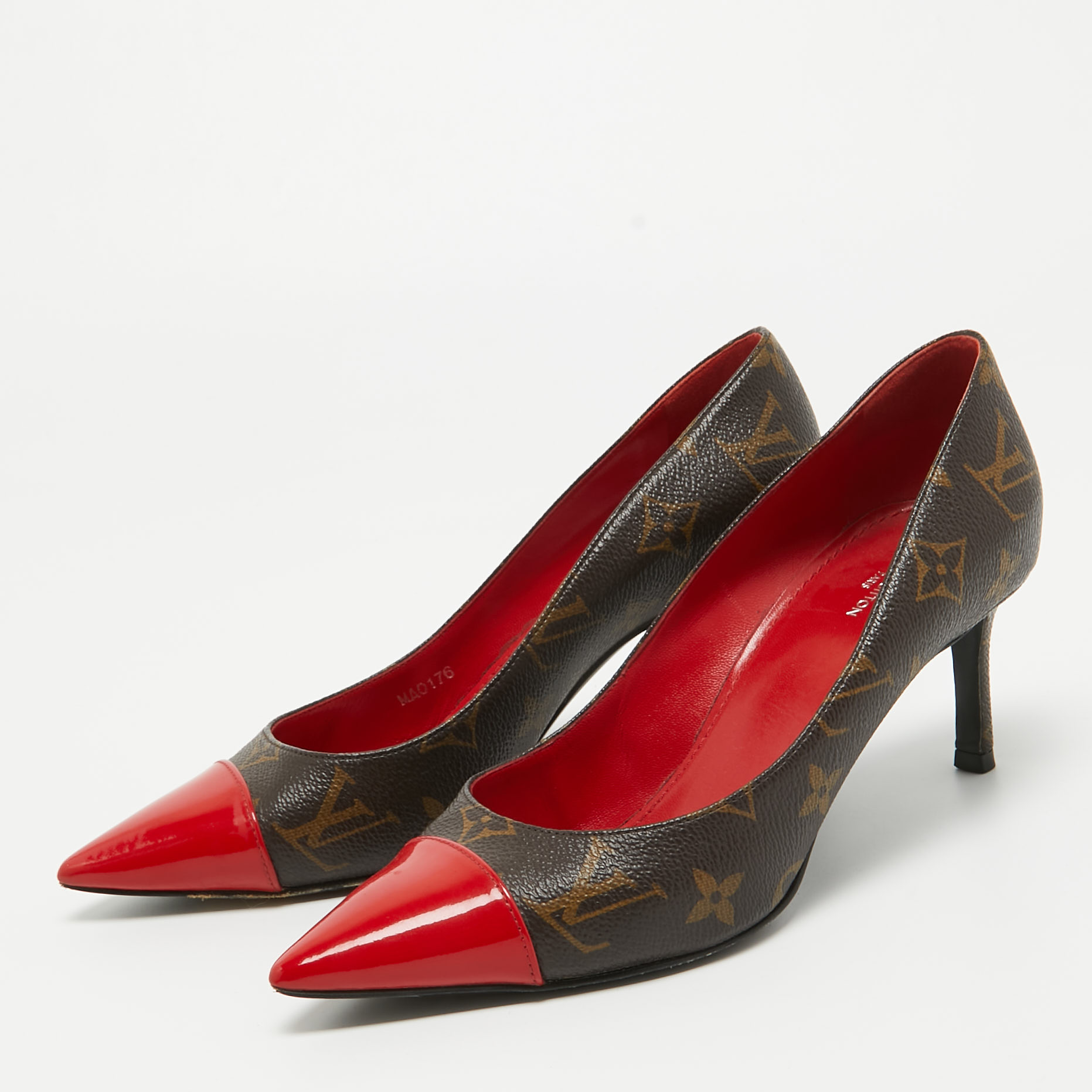 

Louis Vuitton Brown/Red Monogram Canvas and Patent Fetish Pumps Size