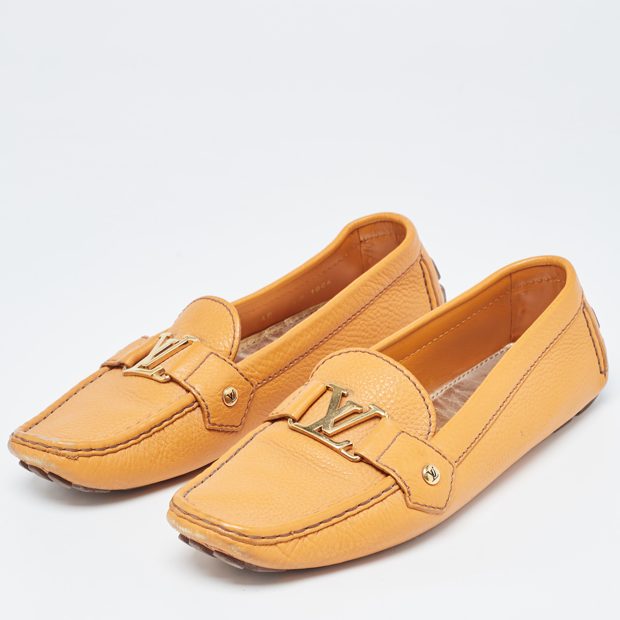 

Louis Vuitton Orange Leather Oxford Loafers Size