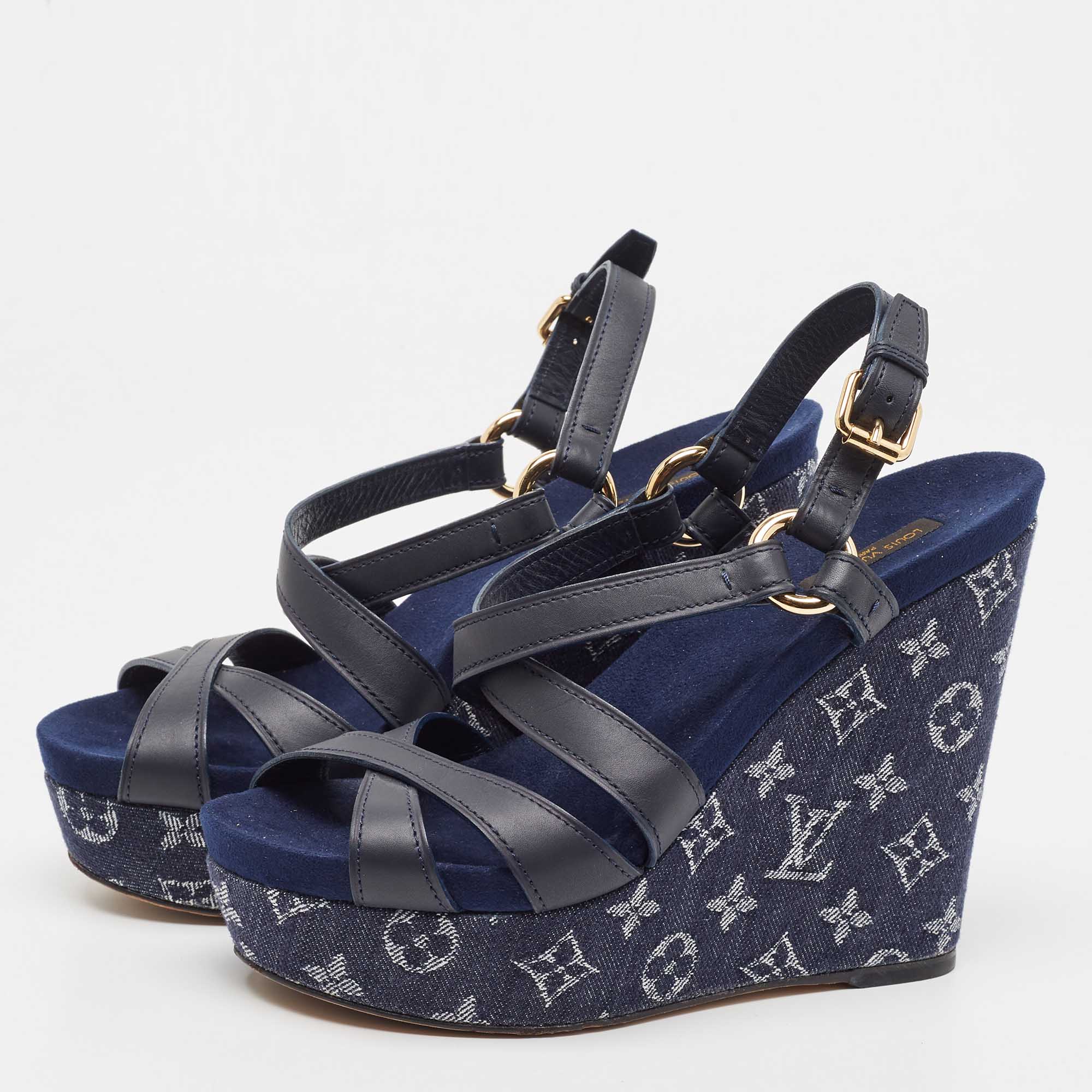 

Louis Vuitton Blue Leather And Monogram Denim Wedge Ocean Slingback Sandals Size, Navy blue
