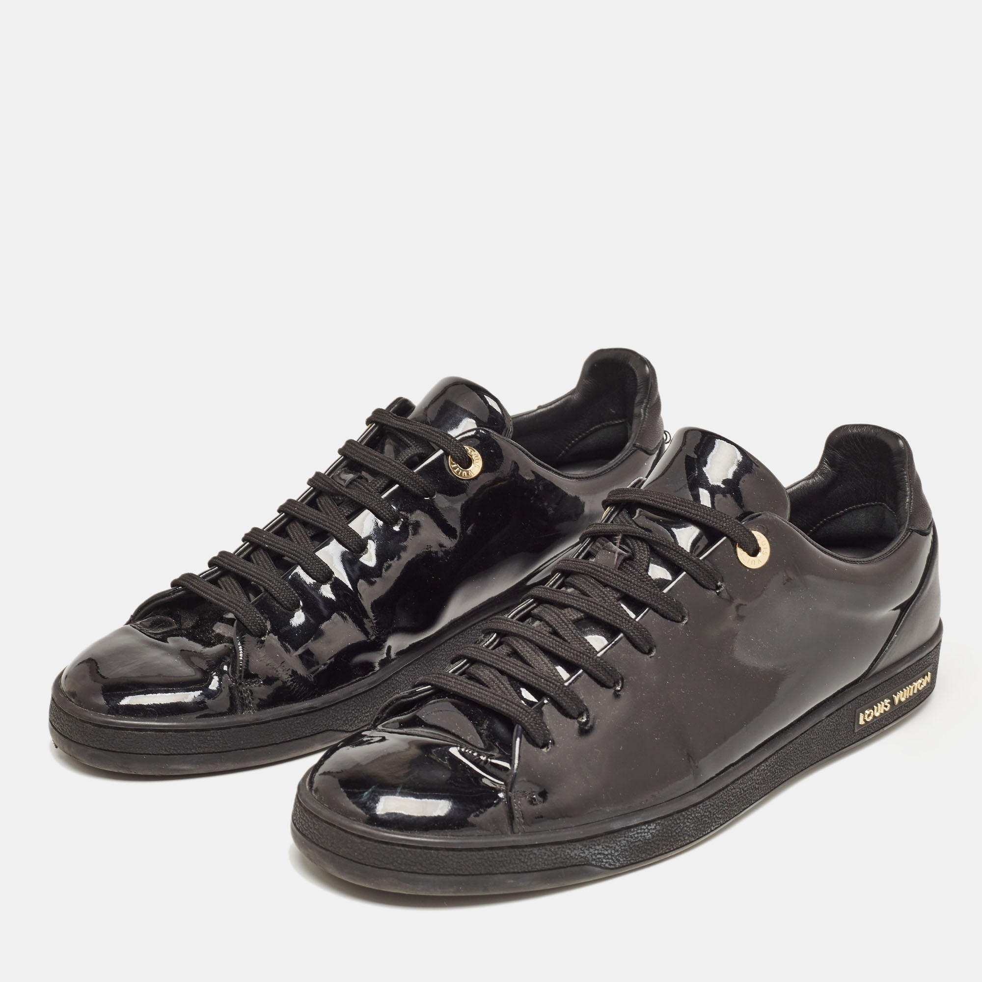 

Louis Vuitton Black Patent and Leather Frontrow Sneakers Size