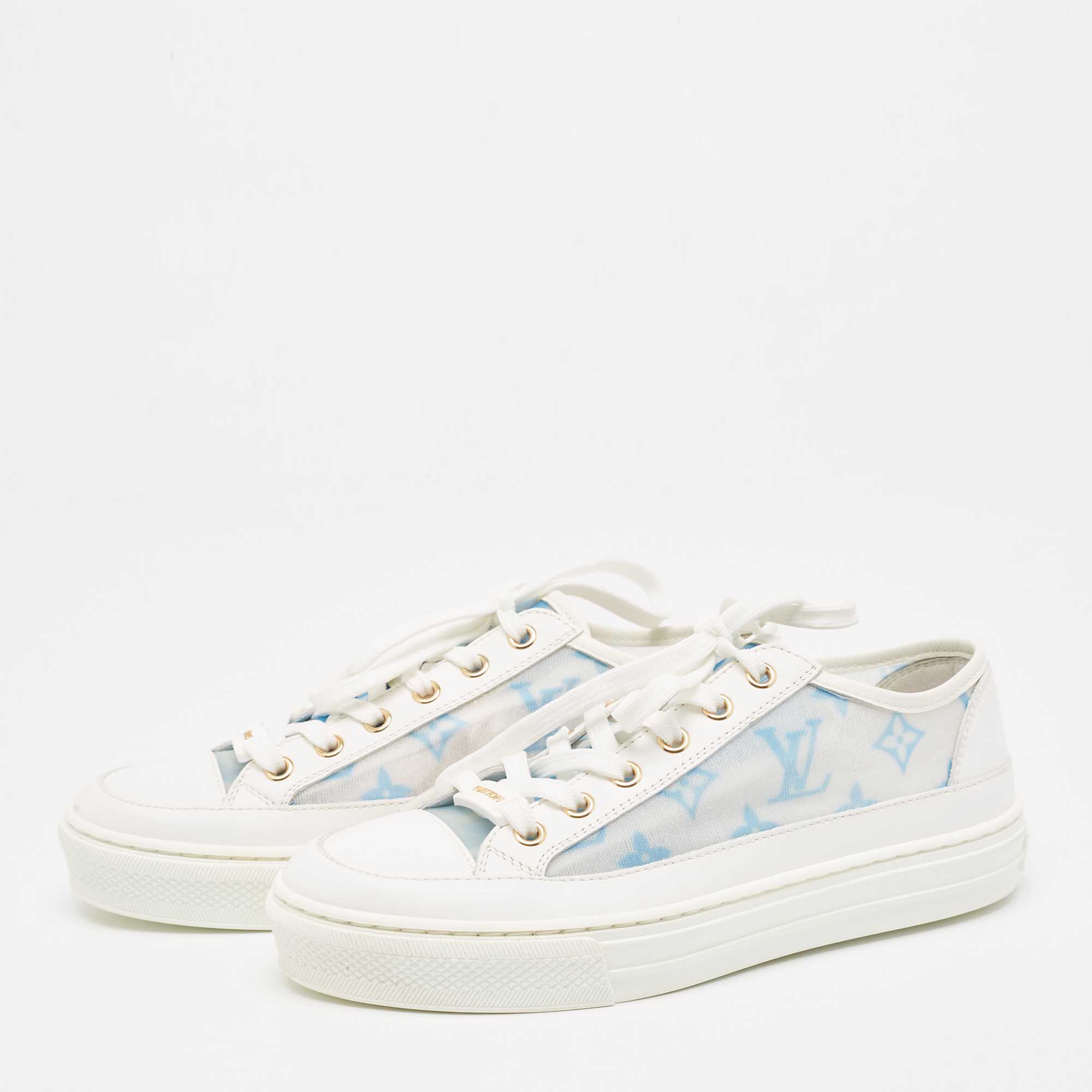 

Louis Vuitton White Leather Stellar Lace Up Sneakers Size