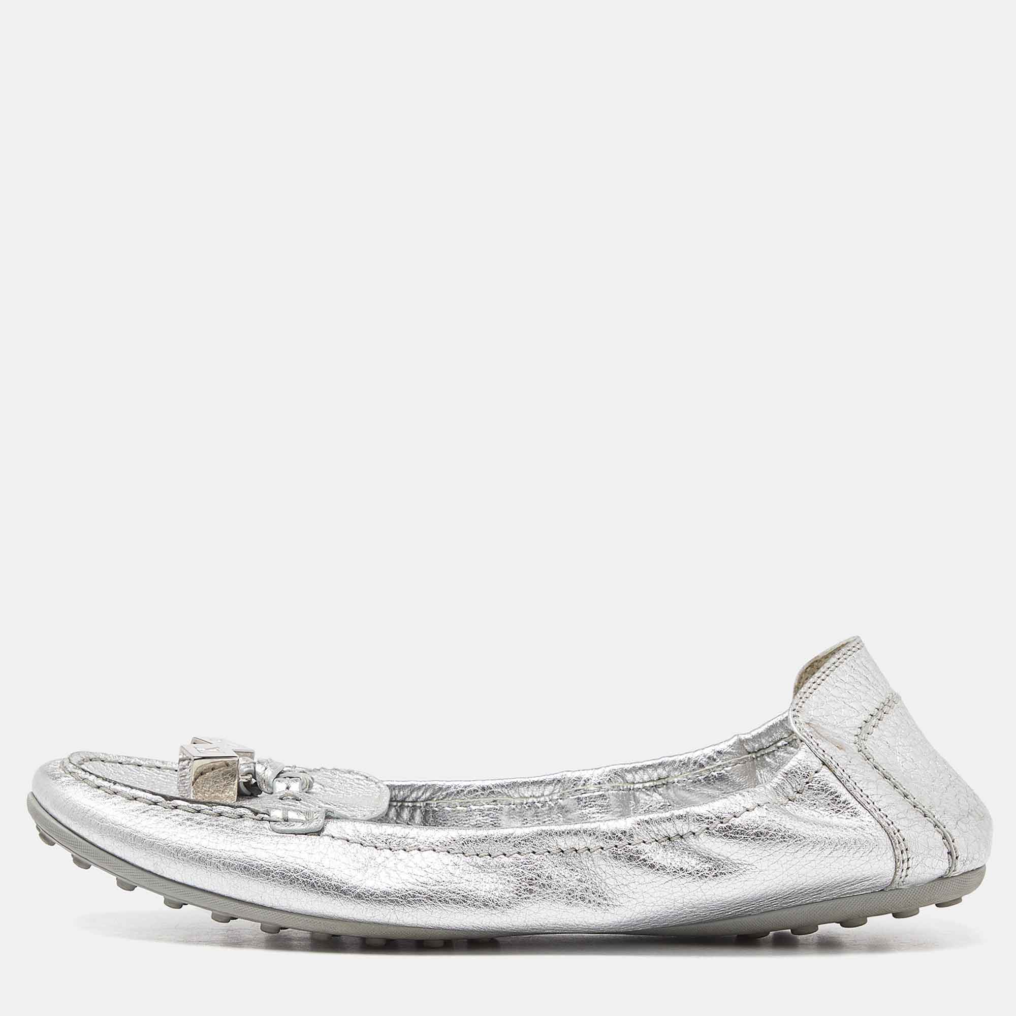 Pre-owned Louis Vuitton Silver Leather Dice Scrunch Loafer Flats Size 40.5