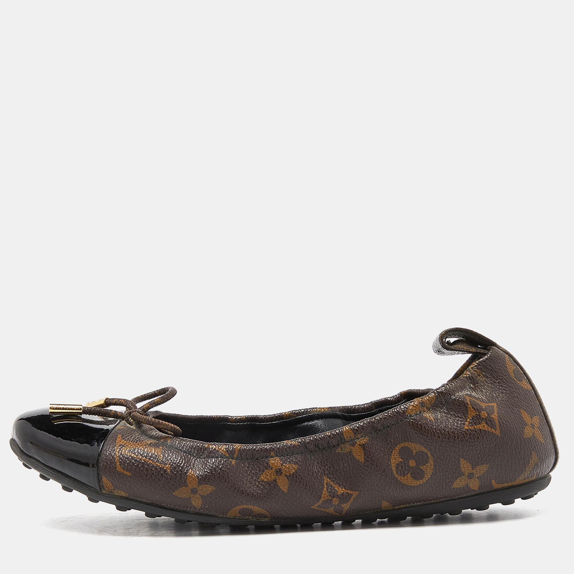 

Louis Vuitton Monogram Canvas and Patent Leather Bow Detail Scrunch Ballet Flats Size, Brown