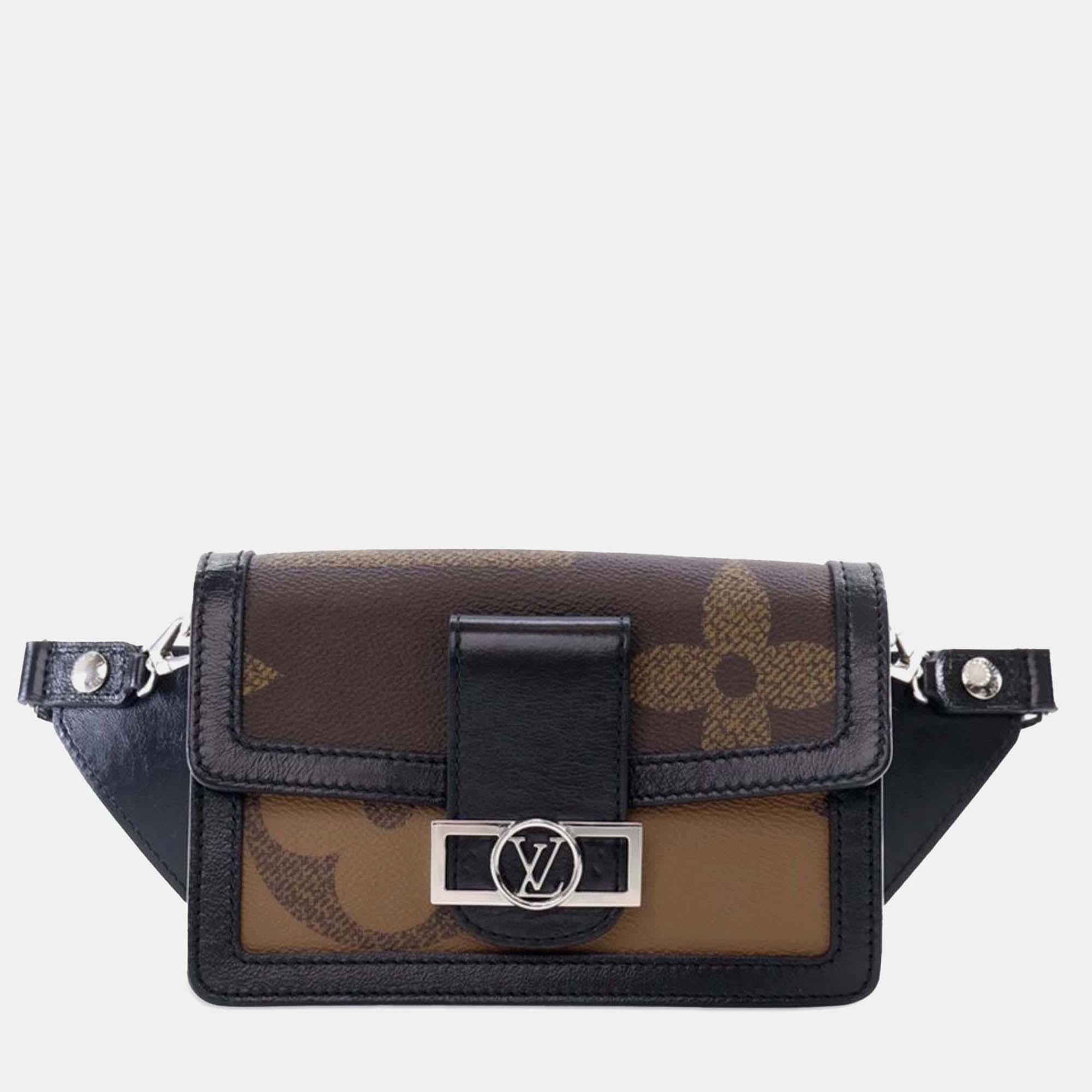 

Louis Vuitton Monogram Giant Reverse Dauphine, Black