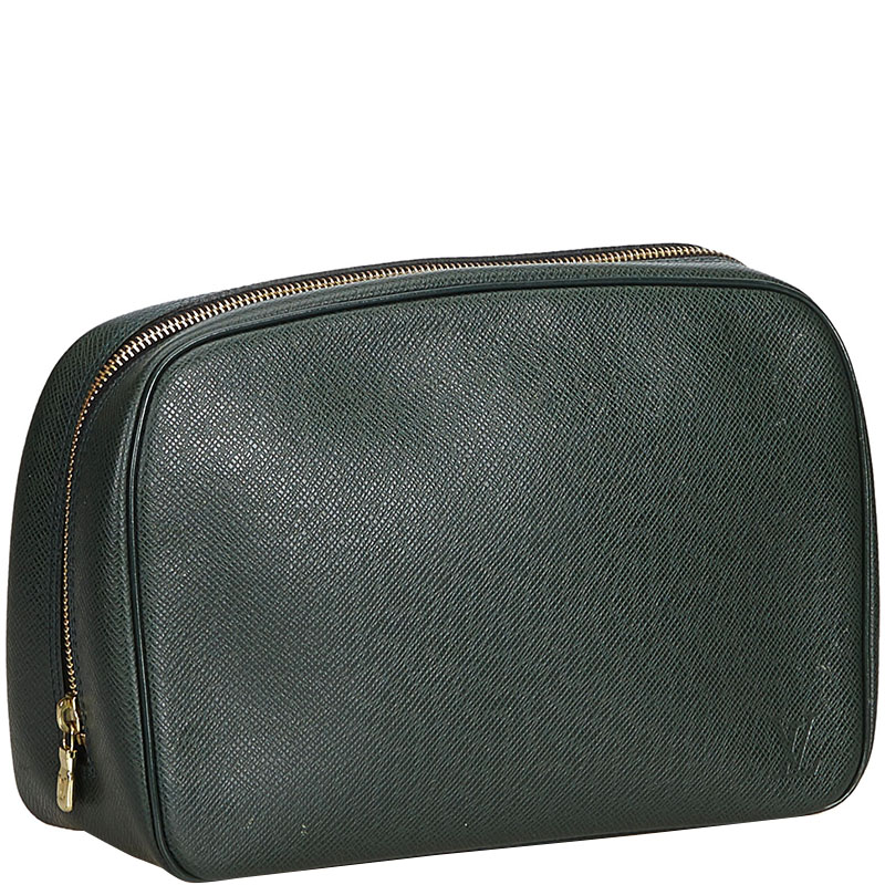 

Louis Vuitton Green Taiga Toiletry GM Pouch