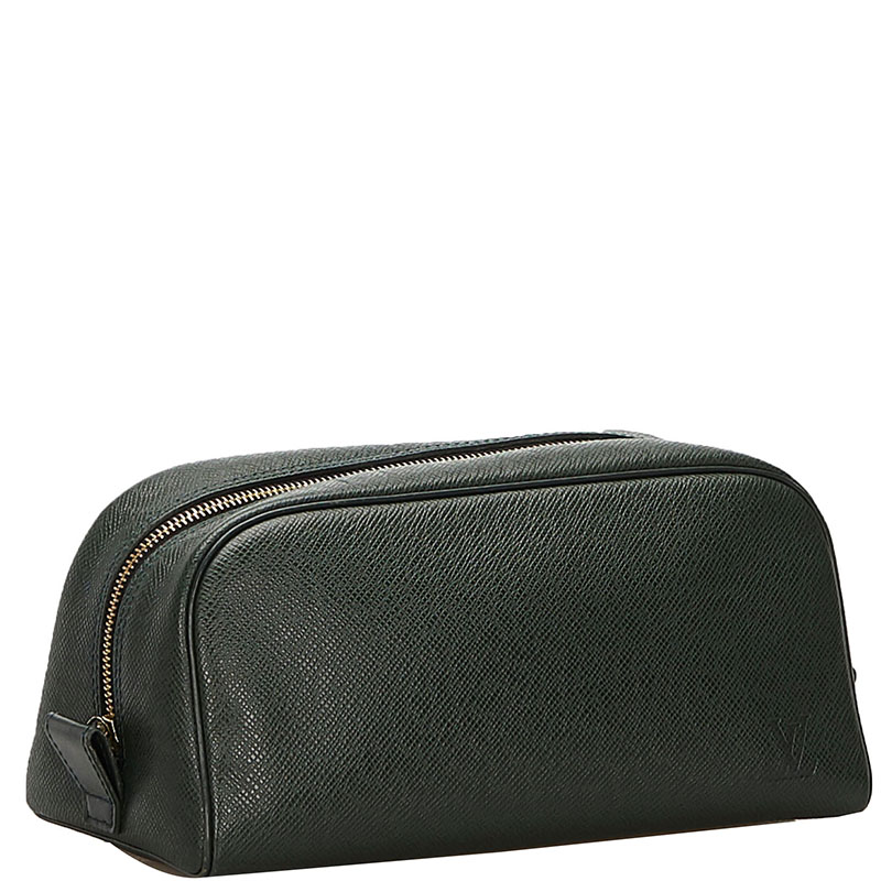 

Louis Vuitton Green/Dark Green Taiga Leather Trousse Toilette PM
