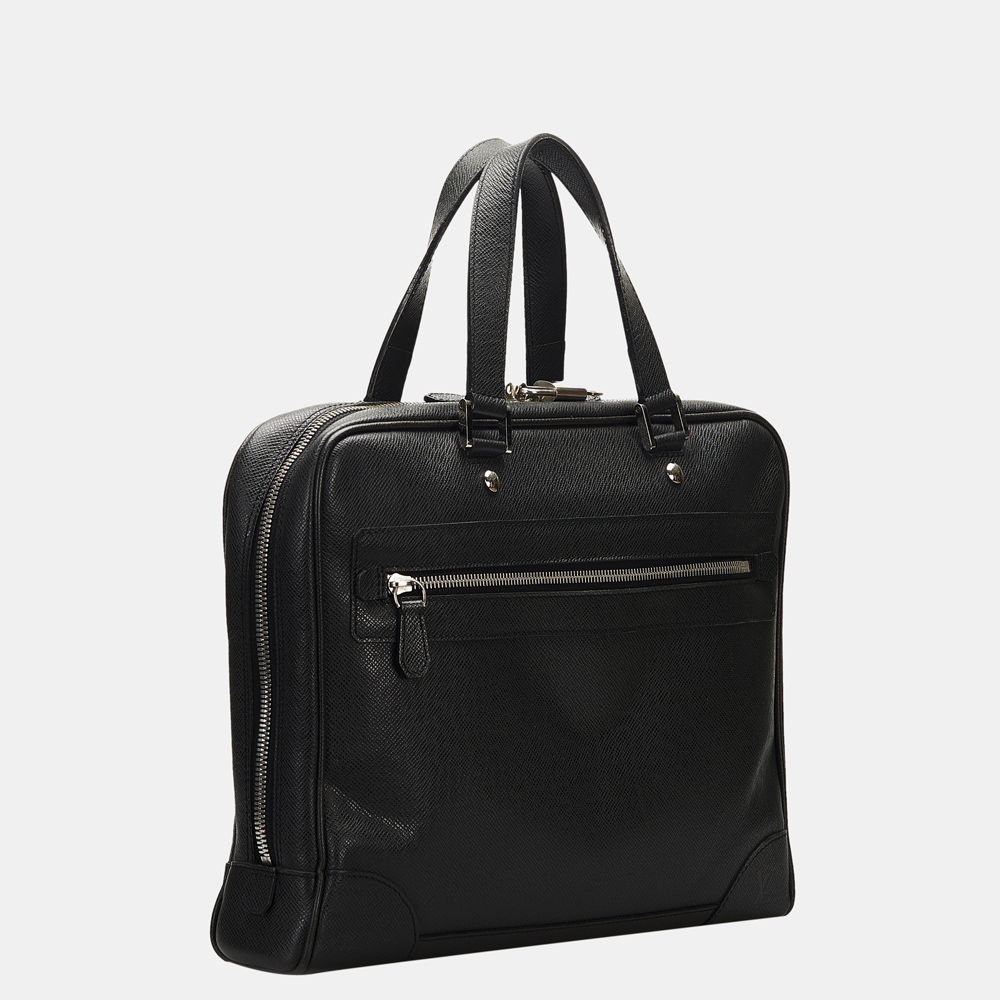 

Louis Vuitton Black Taiga Igor Briefcase