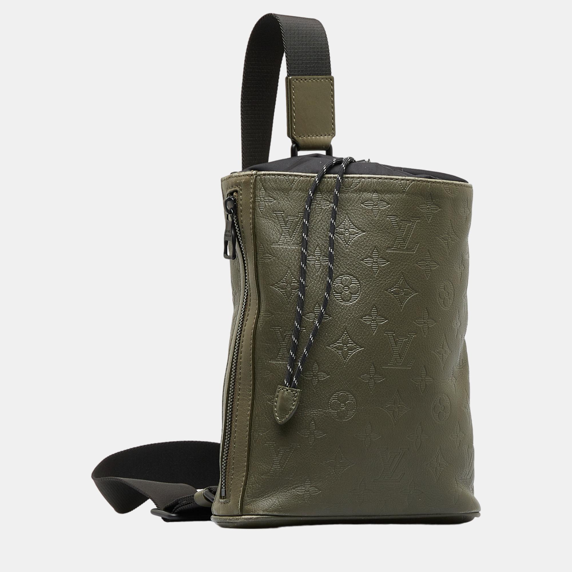 

Louis Vuitton Green Monogram Shadow Chalk Sling Bag