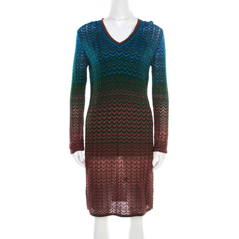 Pre Owned فستان إم ميزوني تريكو مثقب متعدد الألواان نمط شيفرون رقبة حرف V مقاس M
