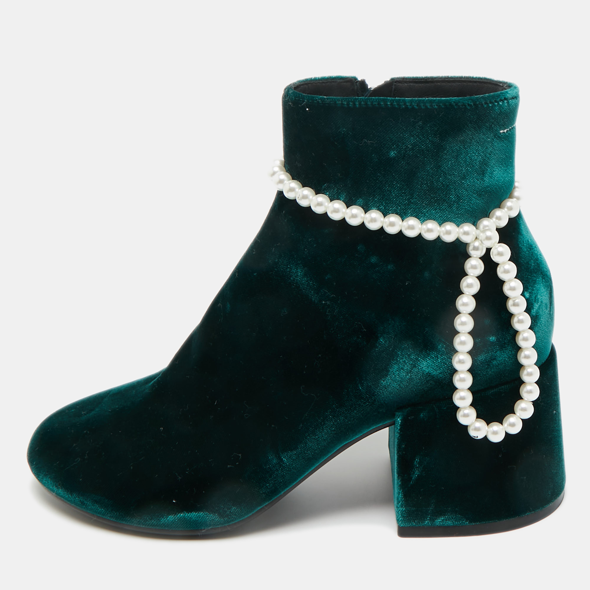 

Maison Martin Margiela Green Velvet Faux Pearl Ankle Length Boots Size