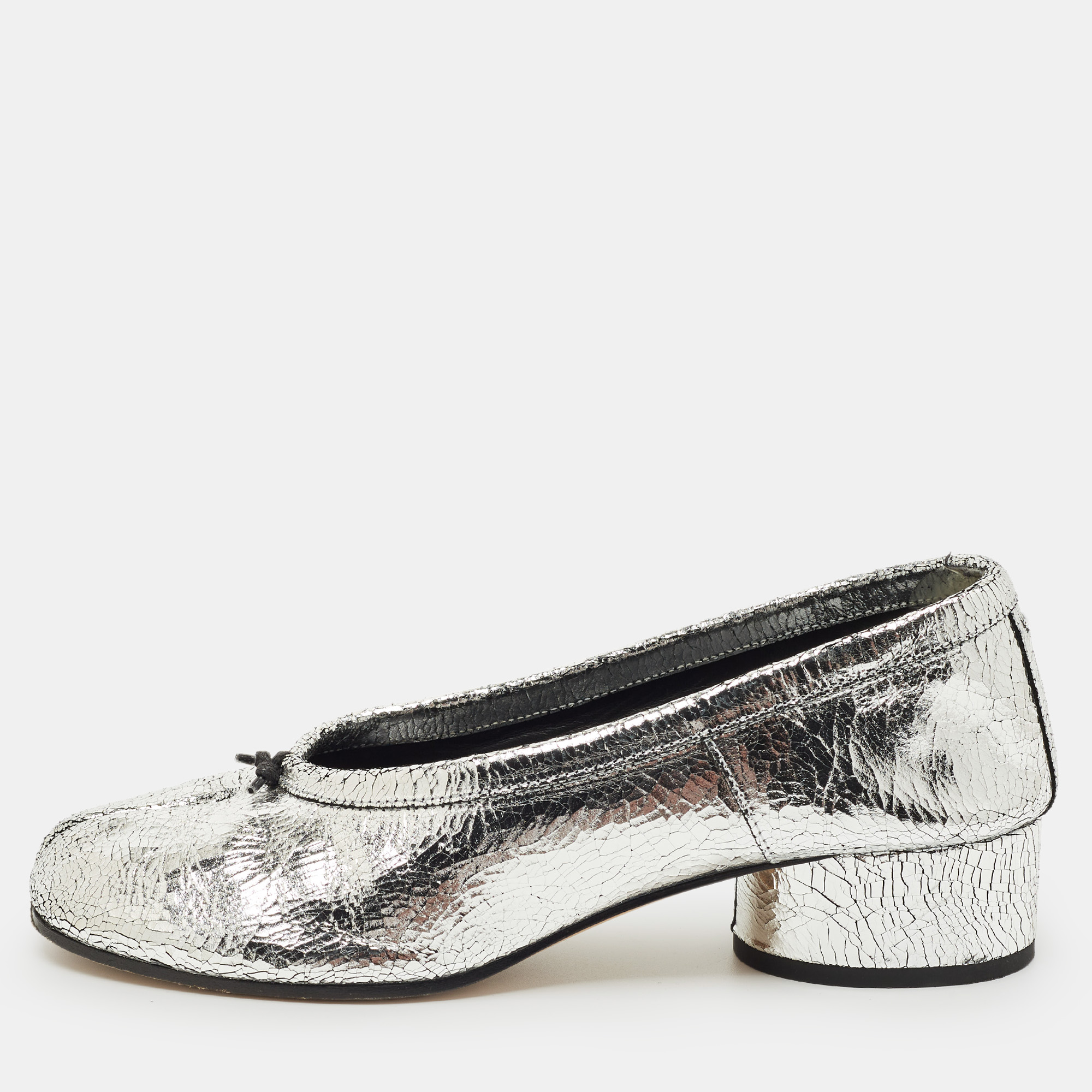 

Maison Martin Margiela Silver Metallic Cracked Leather Tabi Pumps Size
