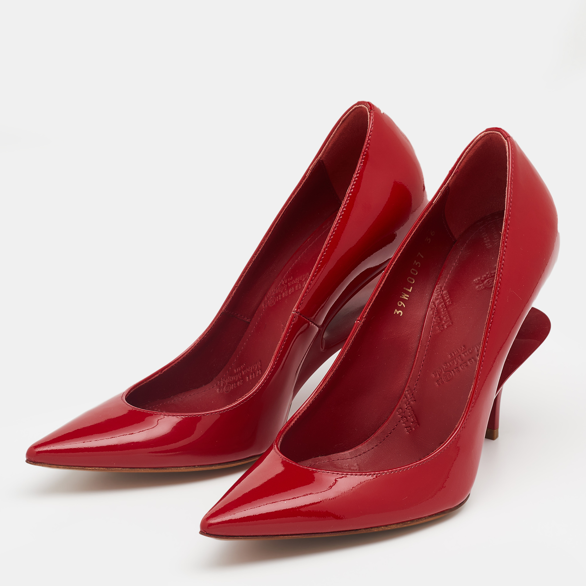 

Maison Martin Margiela Red Patent Leather Pointed Toe Cut Out Heel Pumps Size