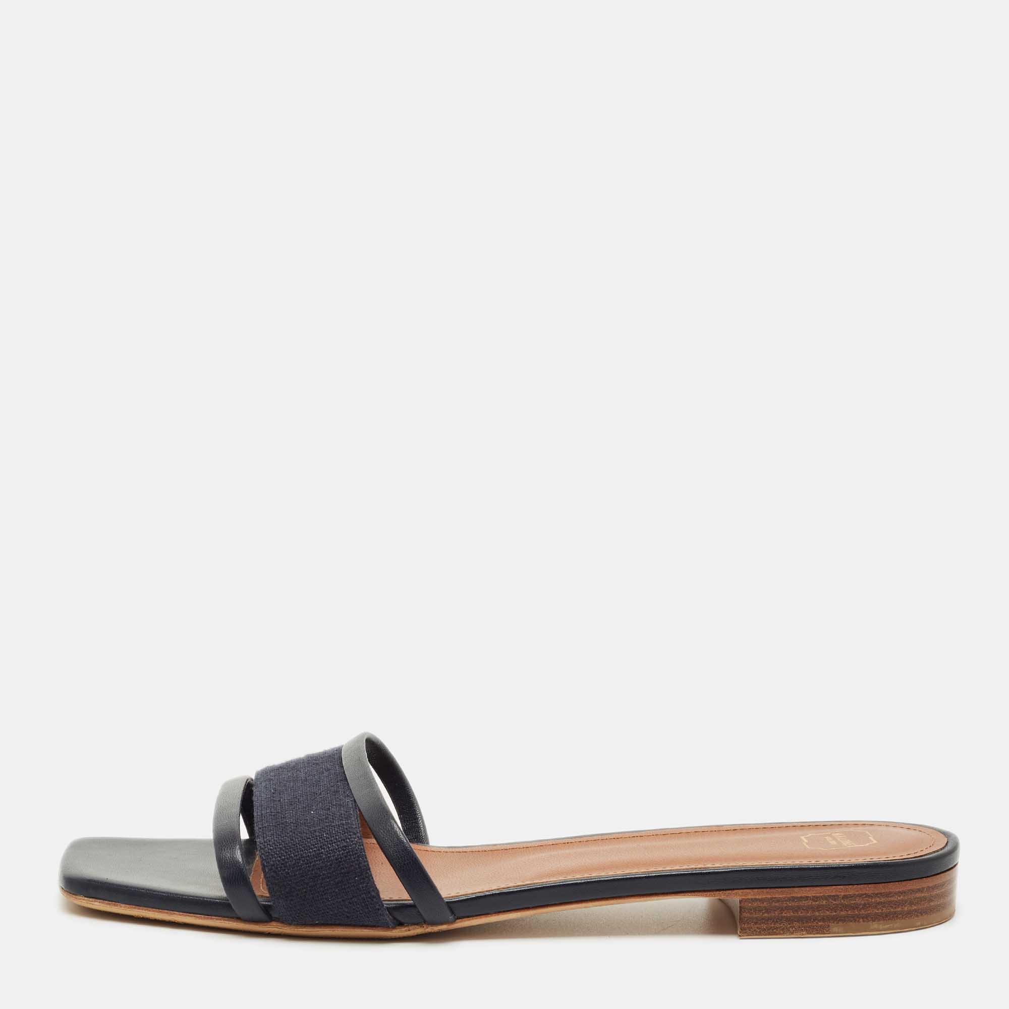 

Malone Souliers Black Leather and Canvas Macrame Napa Flat Slides Size