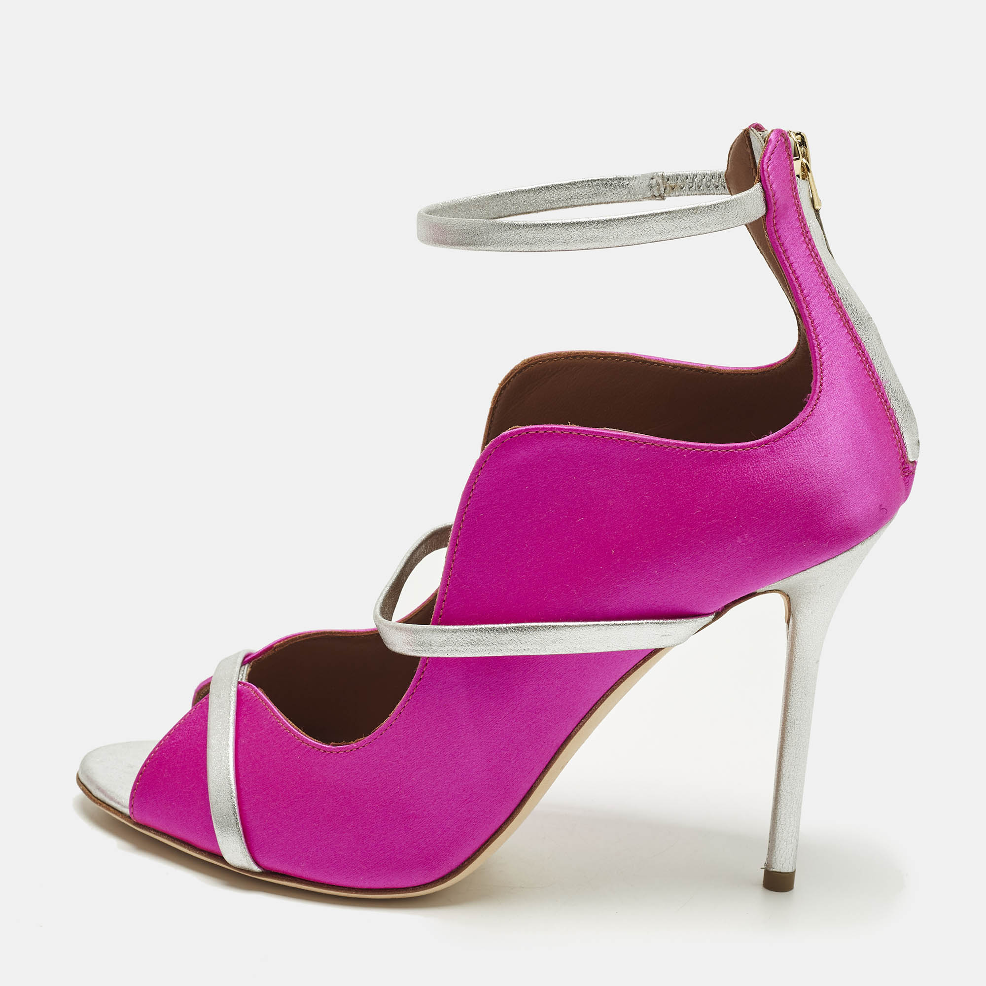 

Malone Souliers Mika Size  Pink/Silver satin and Metallic Leather Triple Band Pumps