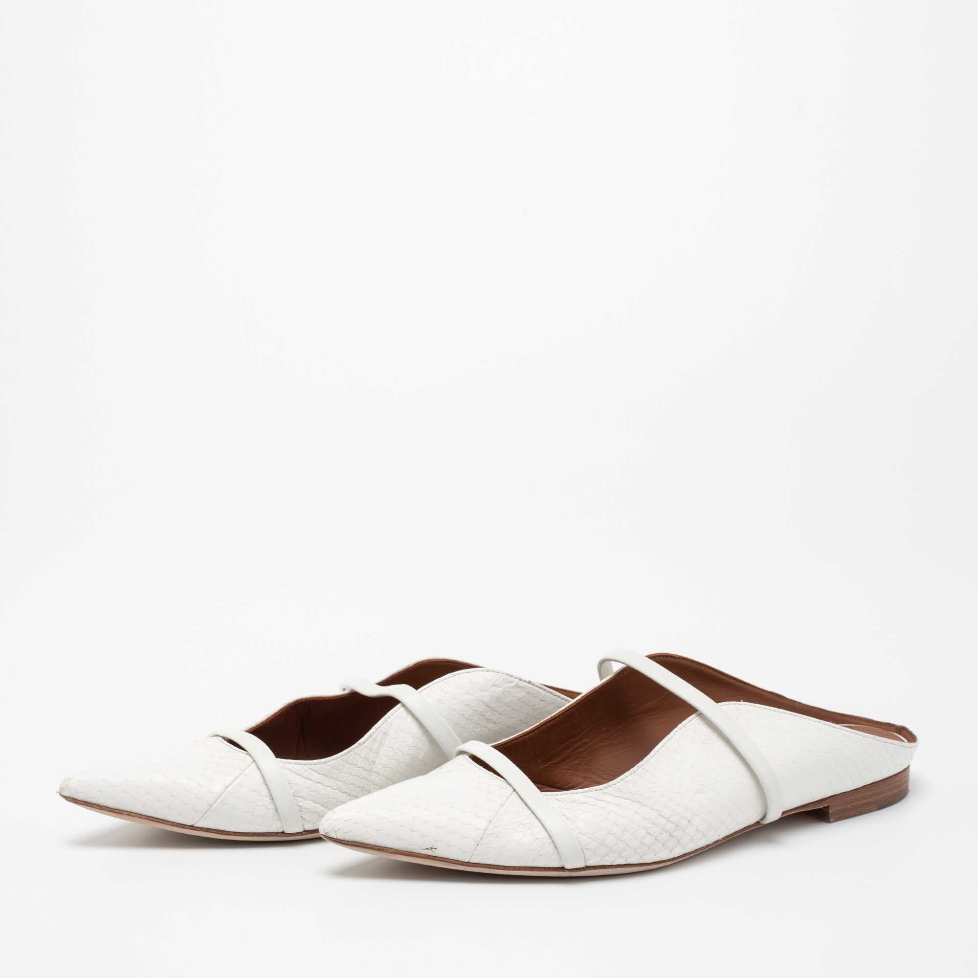 

Malone Souliers White Snake Skin Maureen Pointed Toe Flat Mules Size