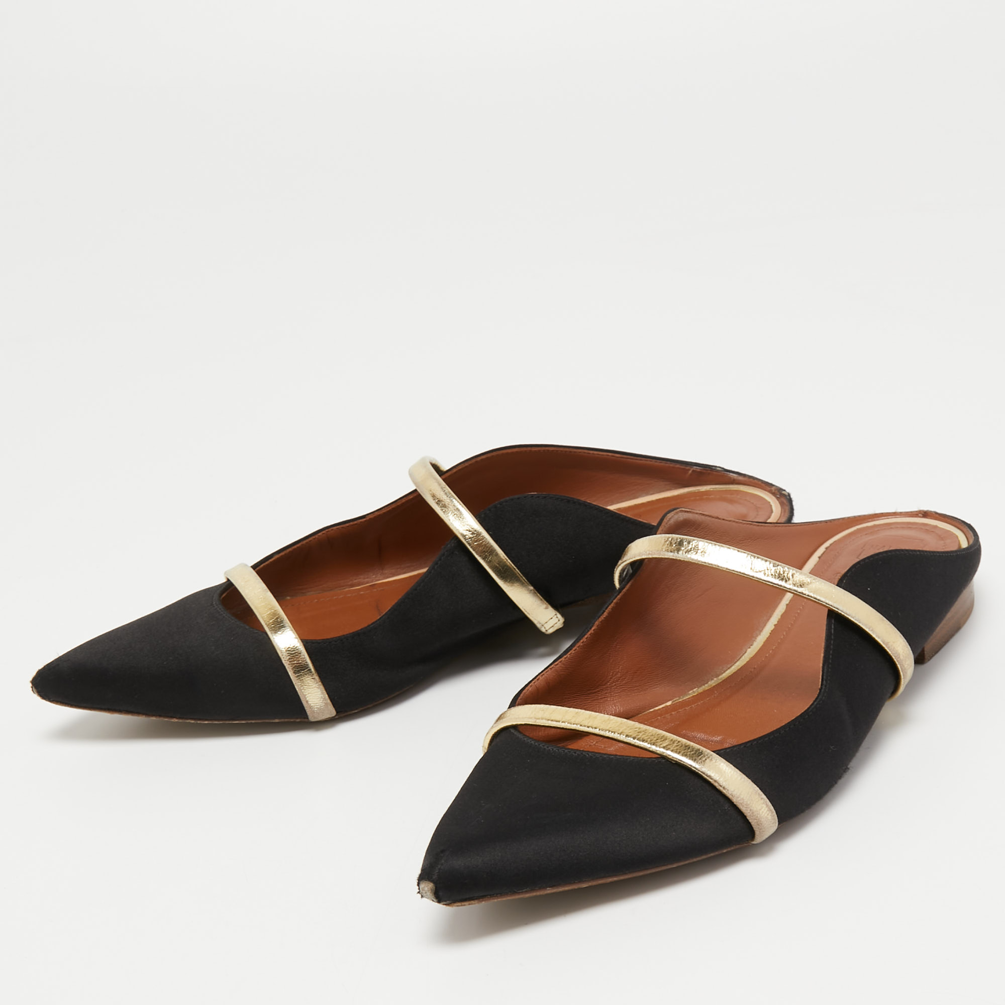 

Malone Souliers Black/Gold Satin and Leather Maureen Sandals Size