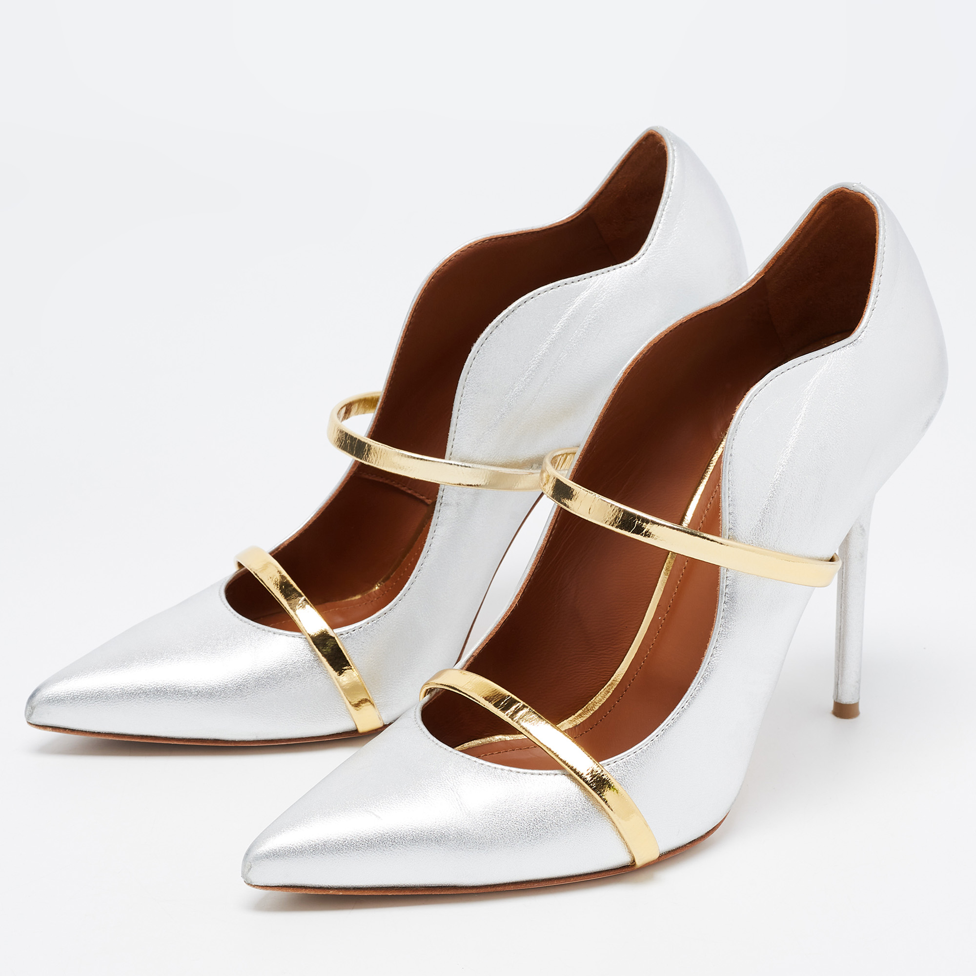 

Malone Souliers Sliver Leather Maureen Pointed Toe Pumps Size, Silver