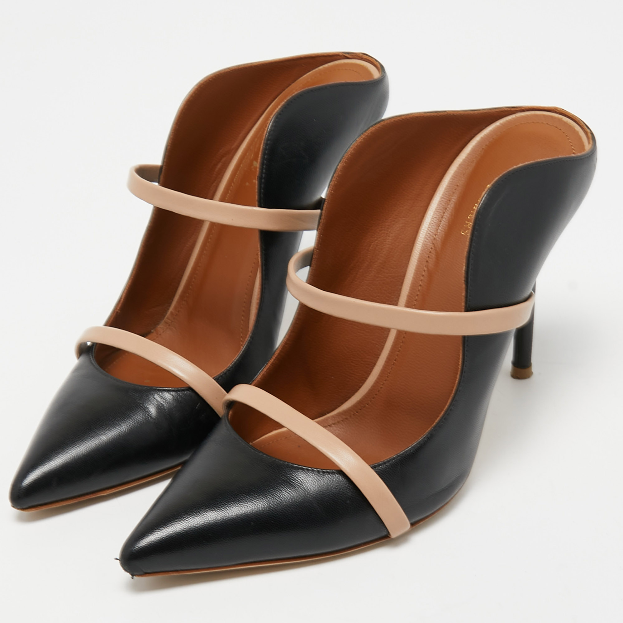 

Malone Souliers Black Leather Maureen Pumps Size