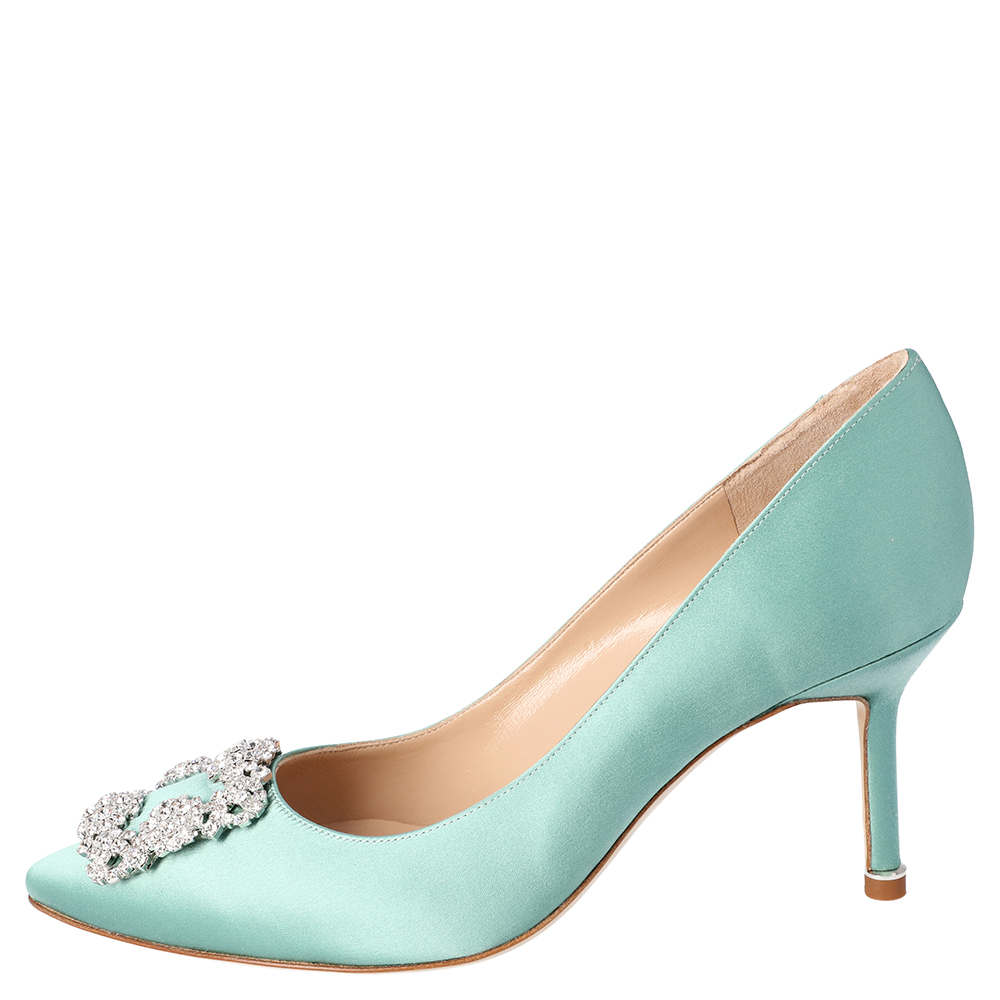 

Manolo Blahnik Mint Green Satin Hangisi Crystal Embellished Pumps Size