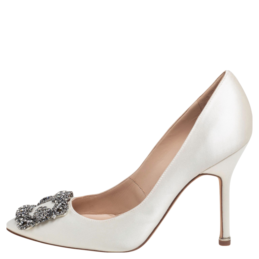 

Manolo Blahnik White Satin Hangisi Pumps Size, Green