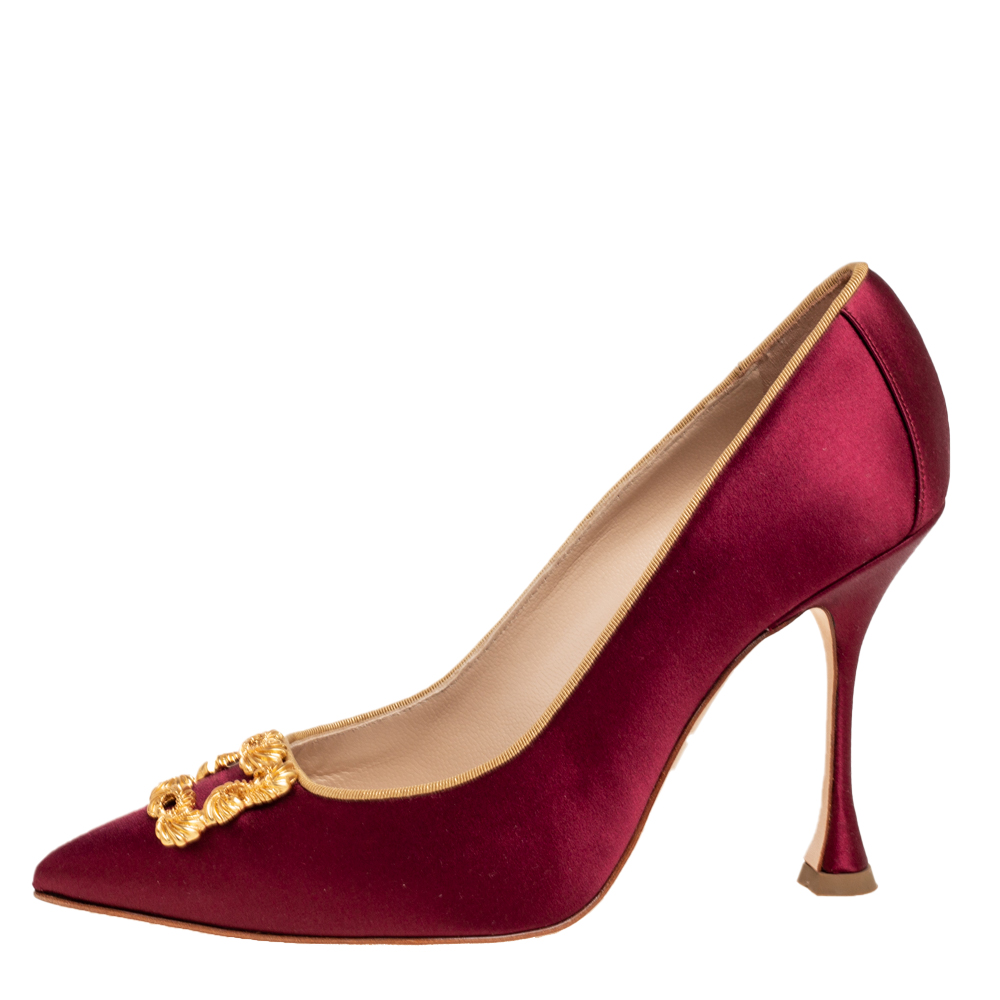 

Manolo Blahnik Burgundy Satin Tradimod Pumps Size