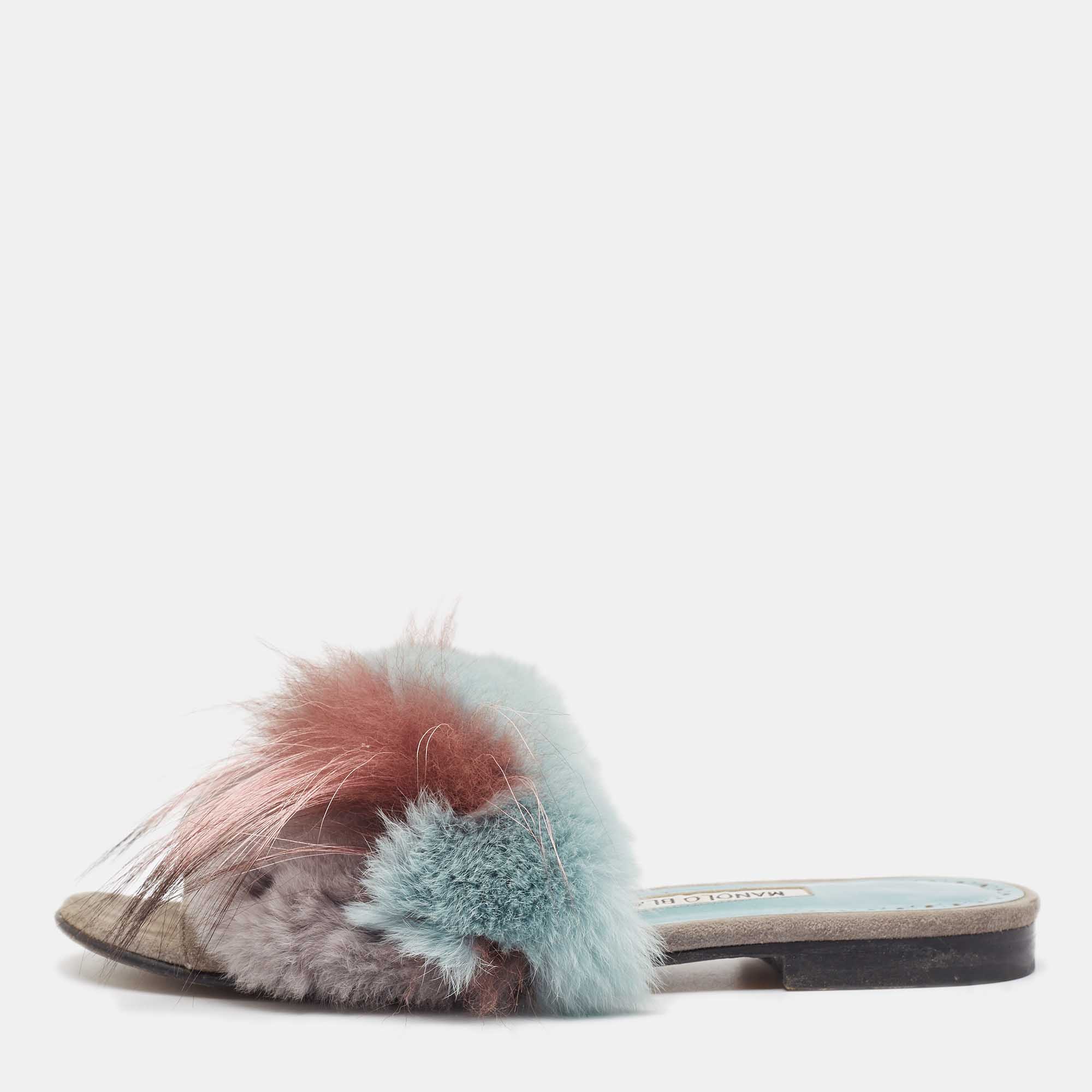 

Manolo Blahnik Two Tone Suede and Fox Fur Flat Slides Size, Grey