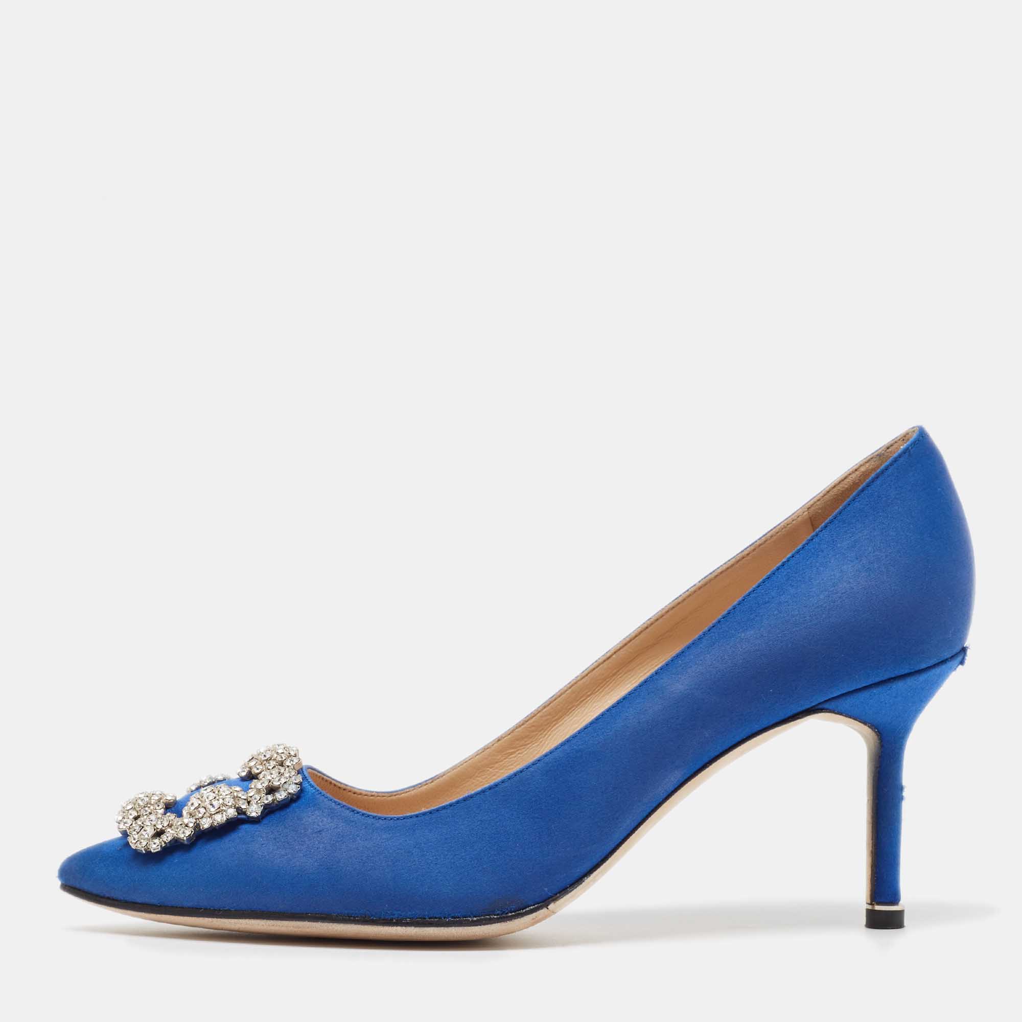 

Manolo Blahnik Blue Fabric Hangisi Pumps Size