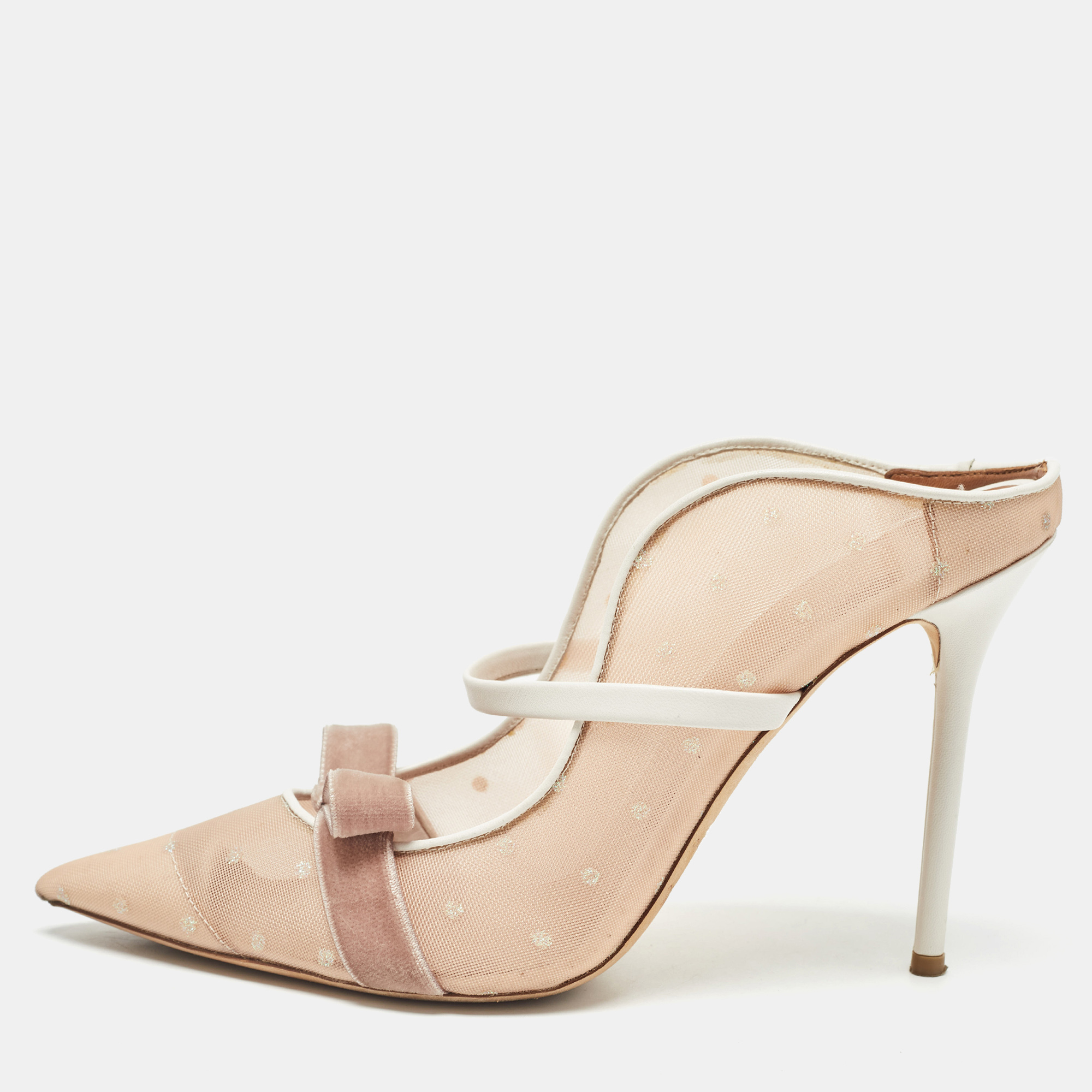 

Manolo Blahnik Beige/White Mesh and Leather Marguerite Mules Size