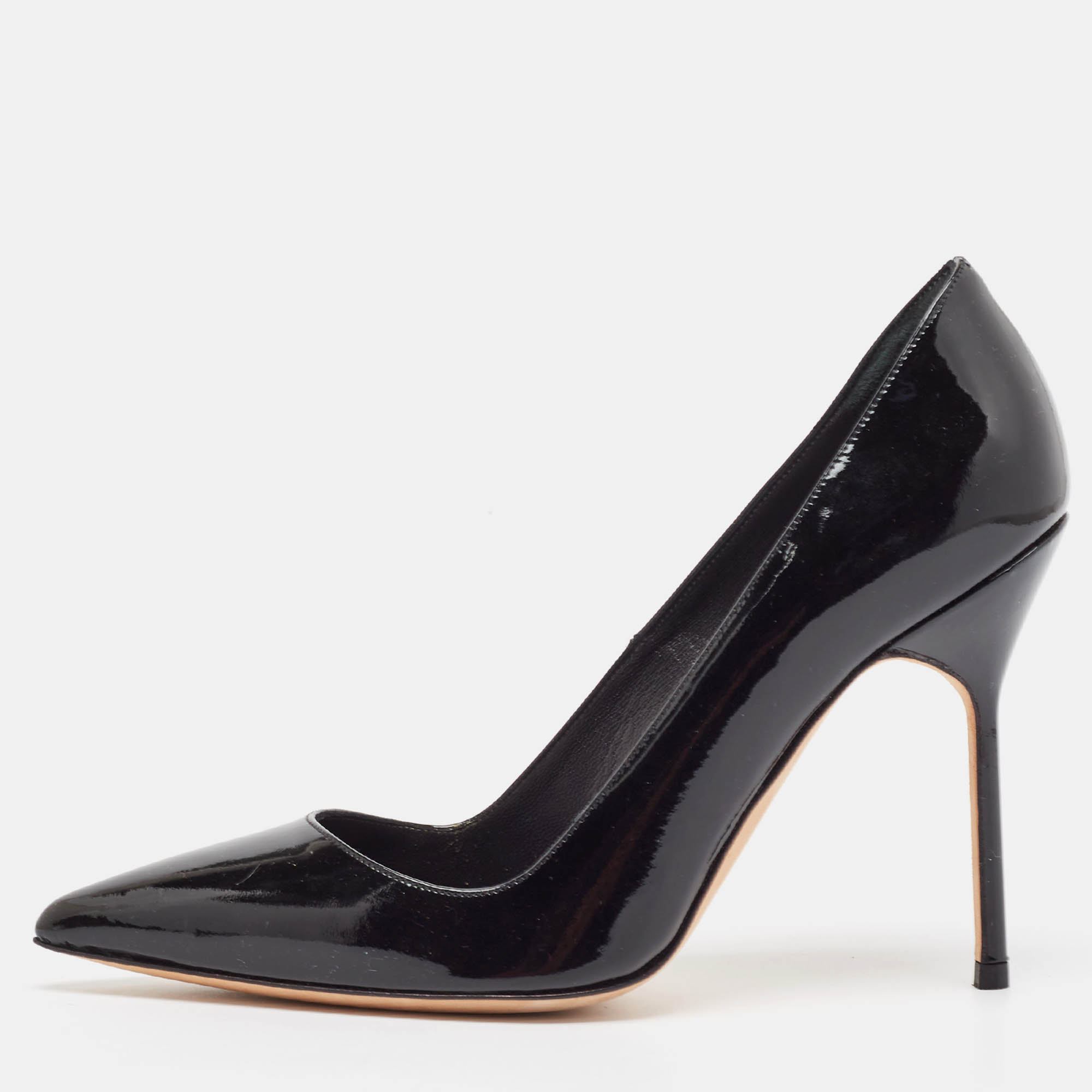 

Manolo Blahnik Black Patent Leather BB Pumps Size