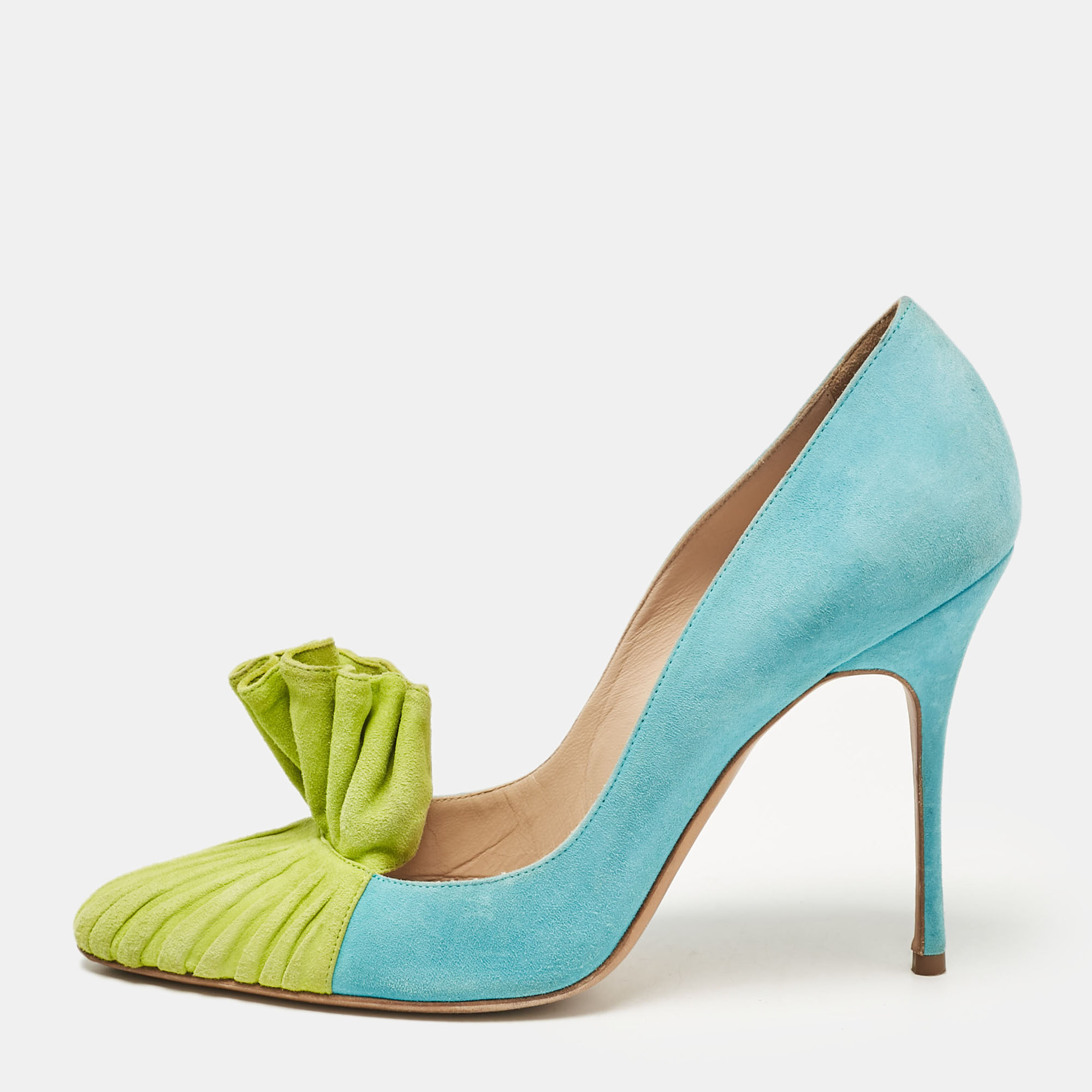 

Manolo Blahnik Blue/Green Suede Frill Arleti Pumps Size