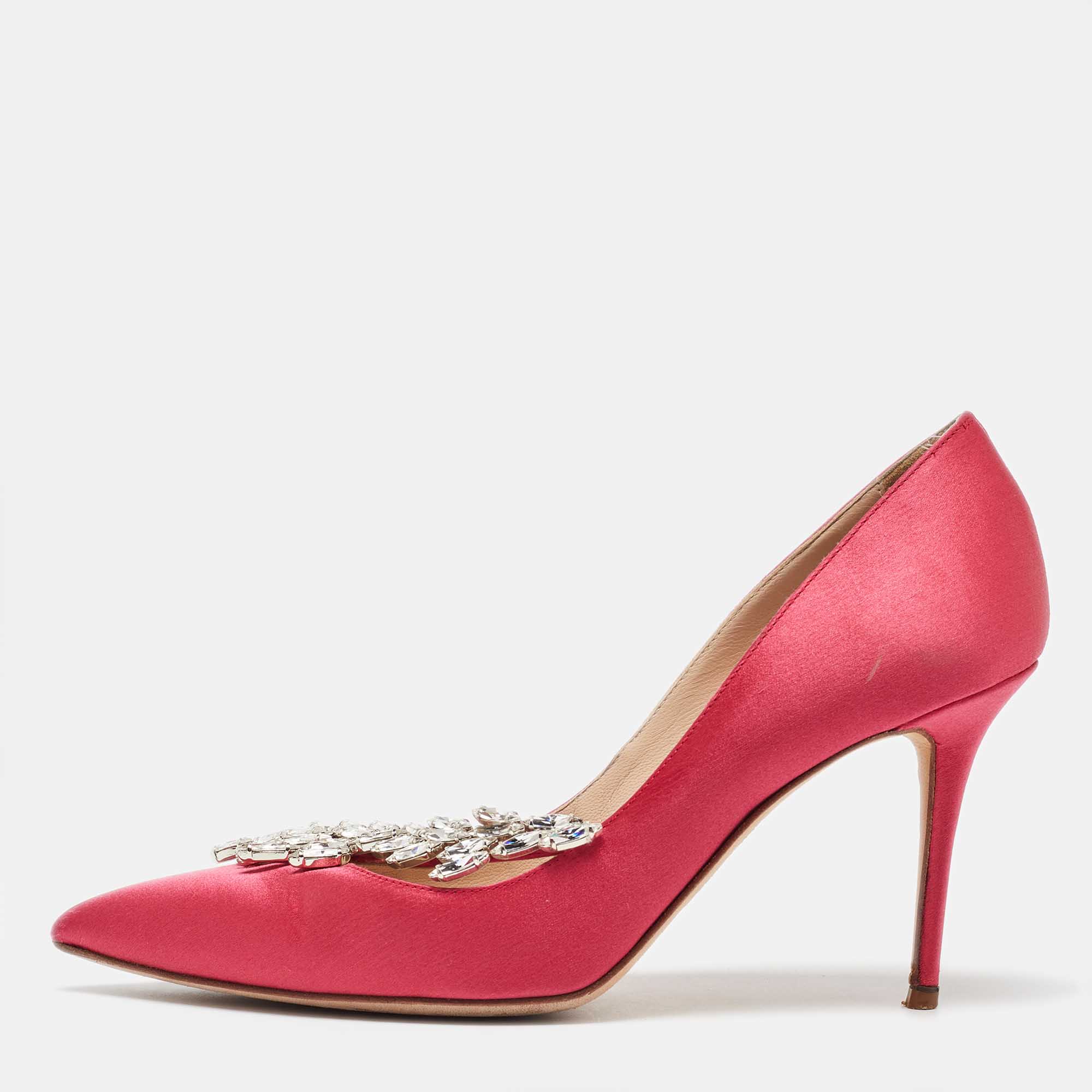 

Manolo Blahnik Pink Satin Nadira Pointed Toe Pumps Size