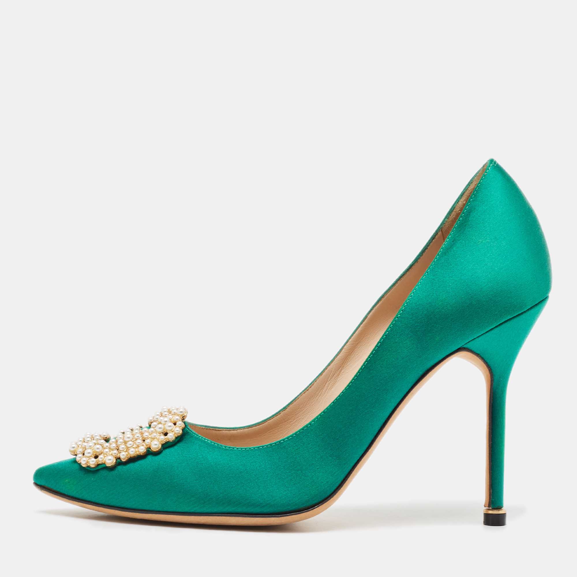 

Manolo Blahnik Green Satin Hangisi Pumps Size