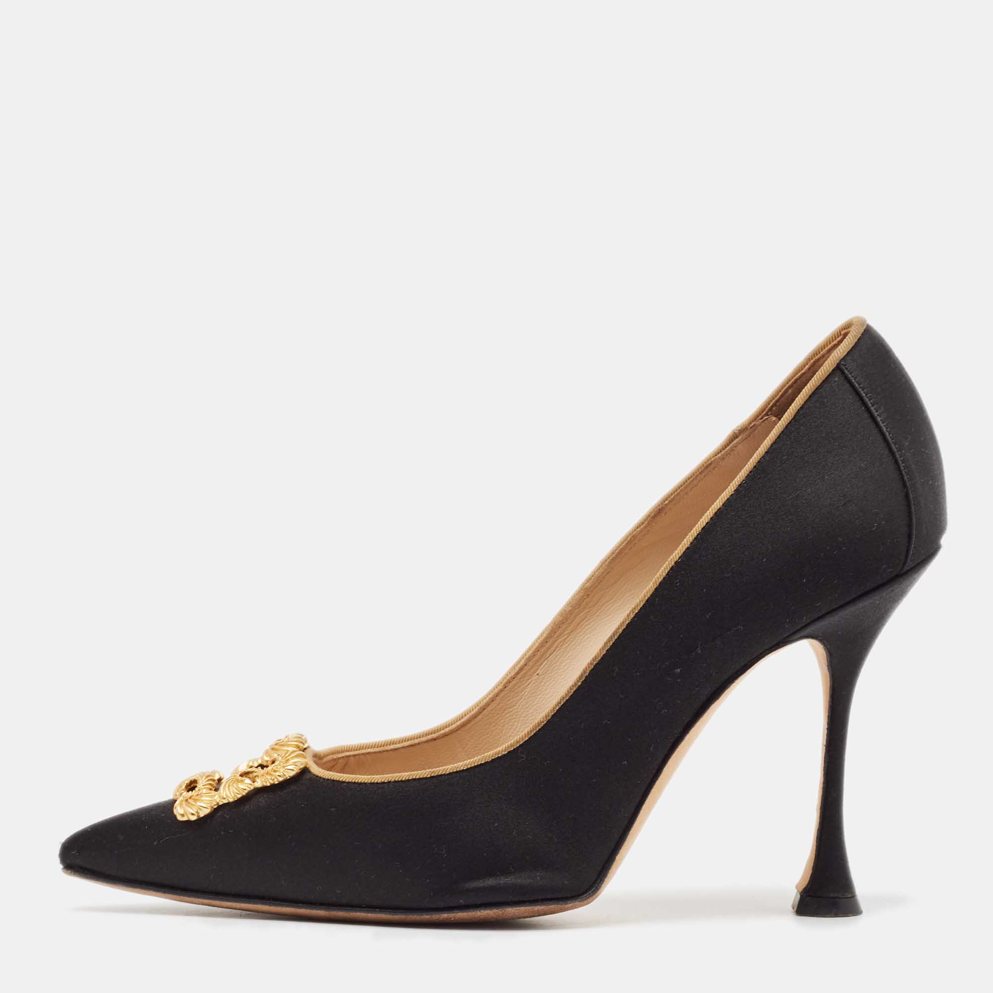 

Manolo Blahnik Black Satin Embellished Pointed Toe Pumps Size