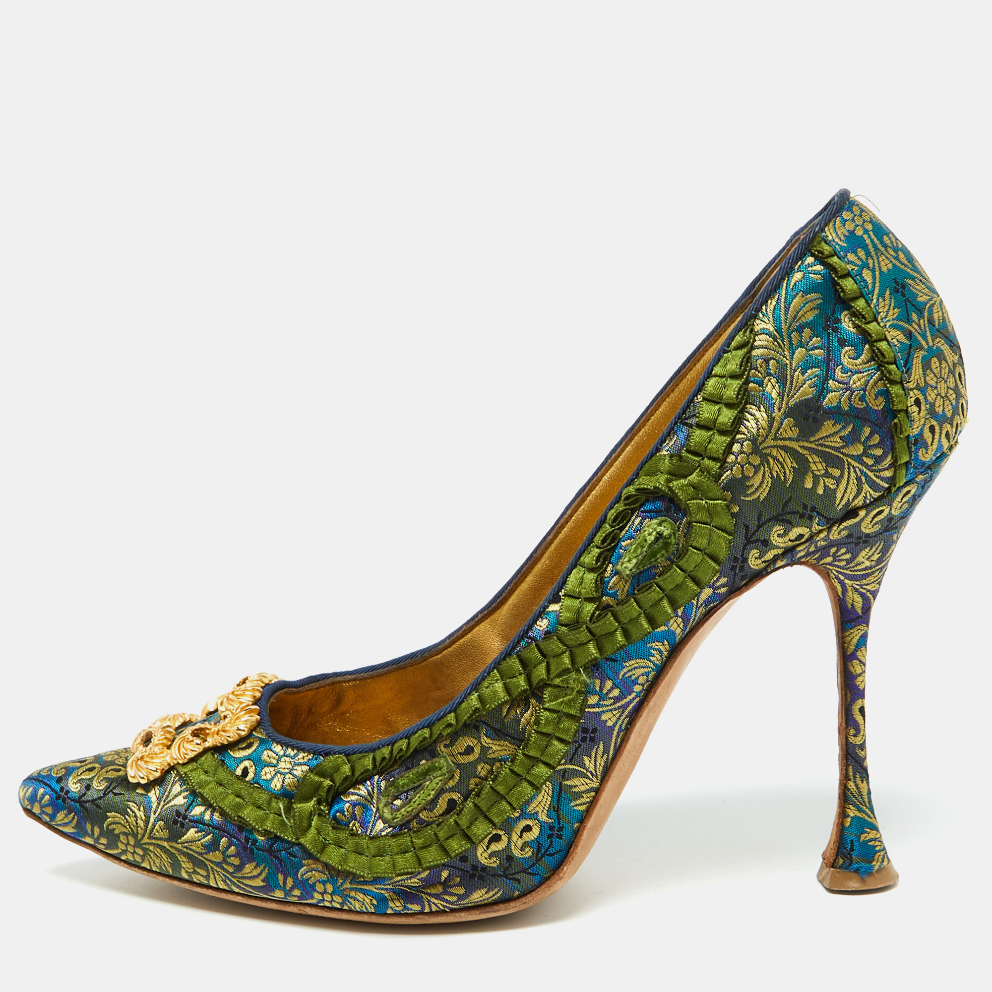 

Manolo Blahnik Multicolor Brocade Fabric Hangisi Pointed Toe Pumps Size