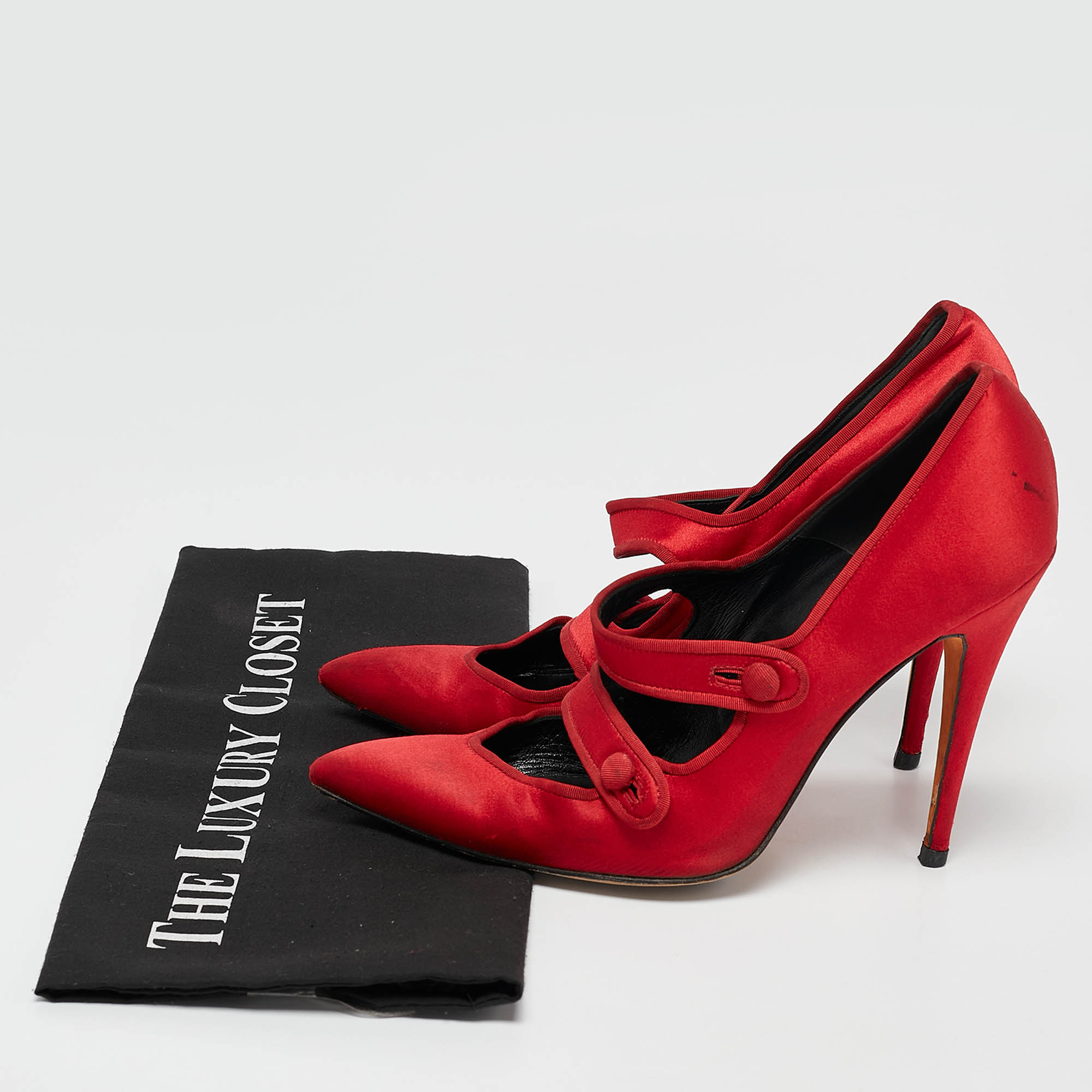 Manolo Blahnik Red Satin D`orsay Pumps Size 37 