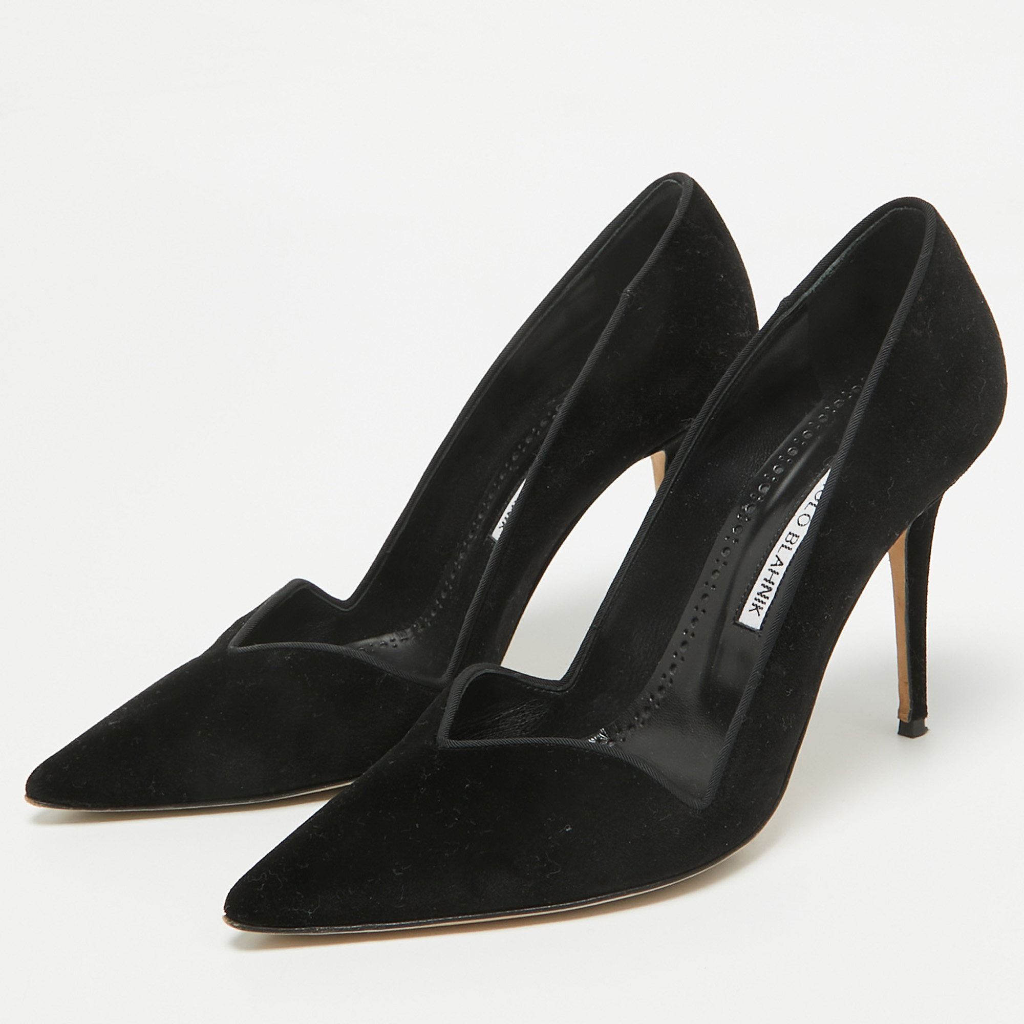 Manolo Blahnik Black Velvet Pointed Toe Pumps Size 36.5 