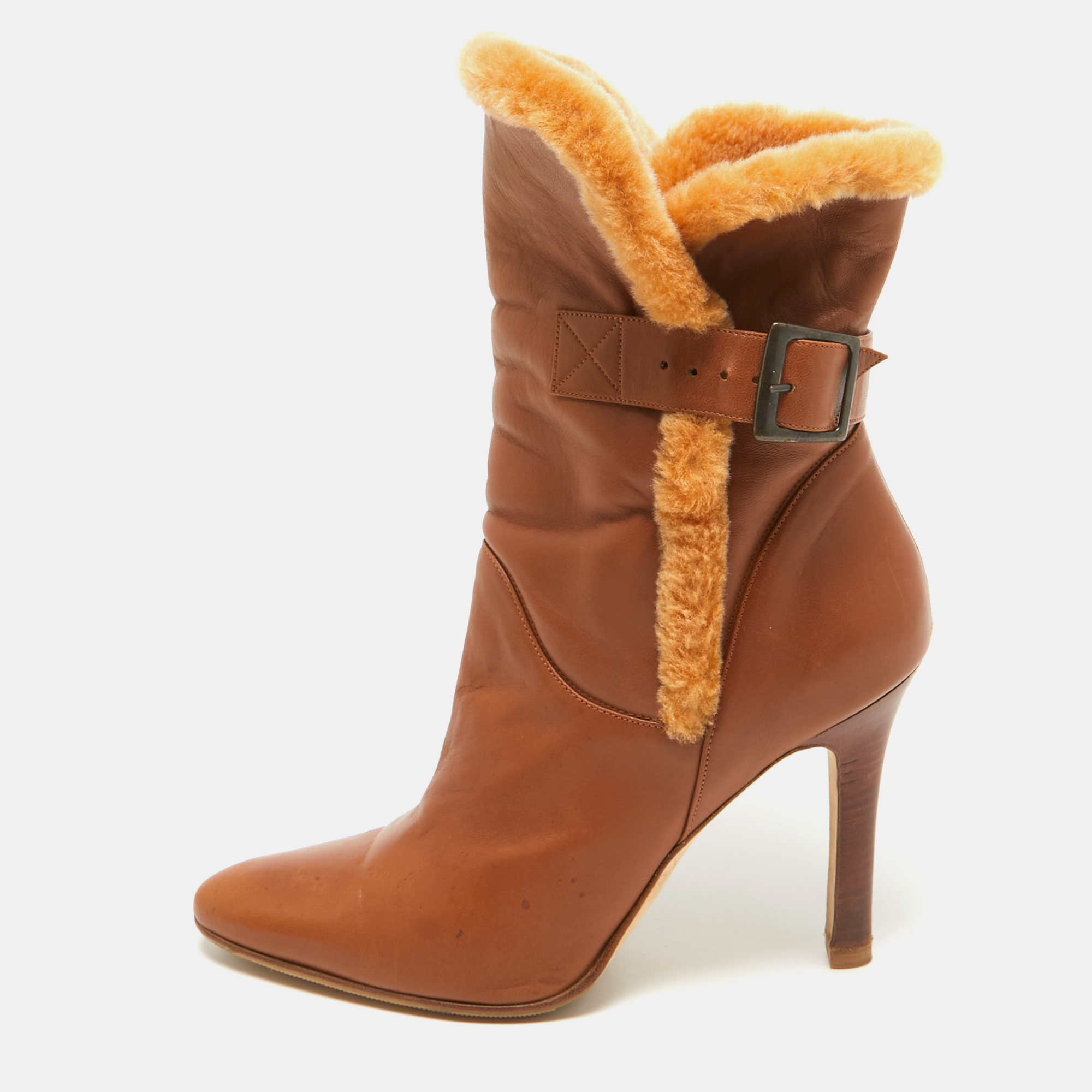 

Manolo Blahnik Brown Fur and Leather Ankle Length Boots Size