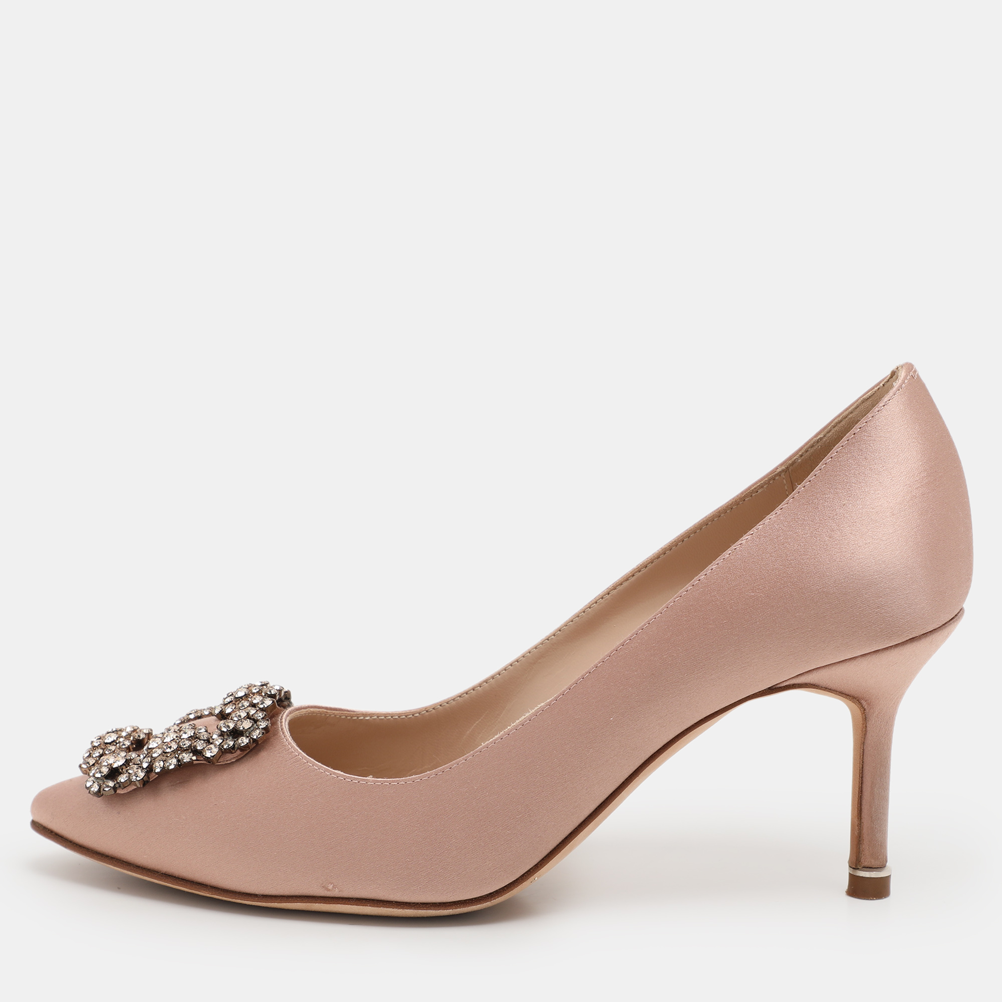 

Manolo Blahnik Beige Satin Hangisi Pumps Size