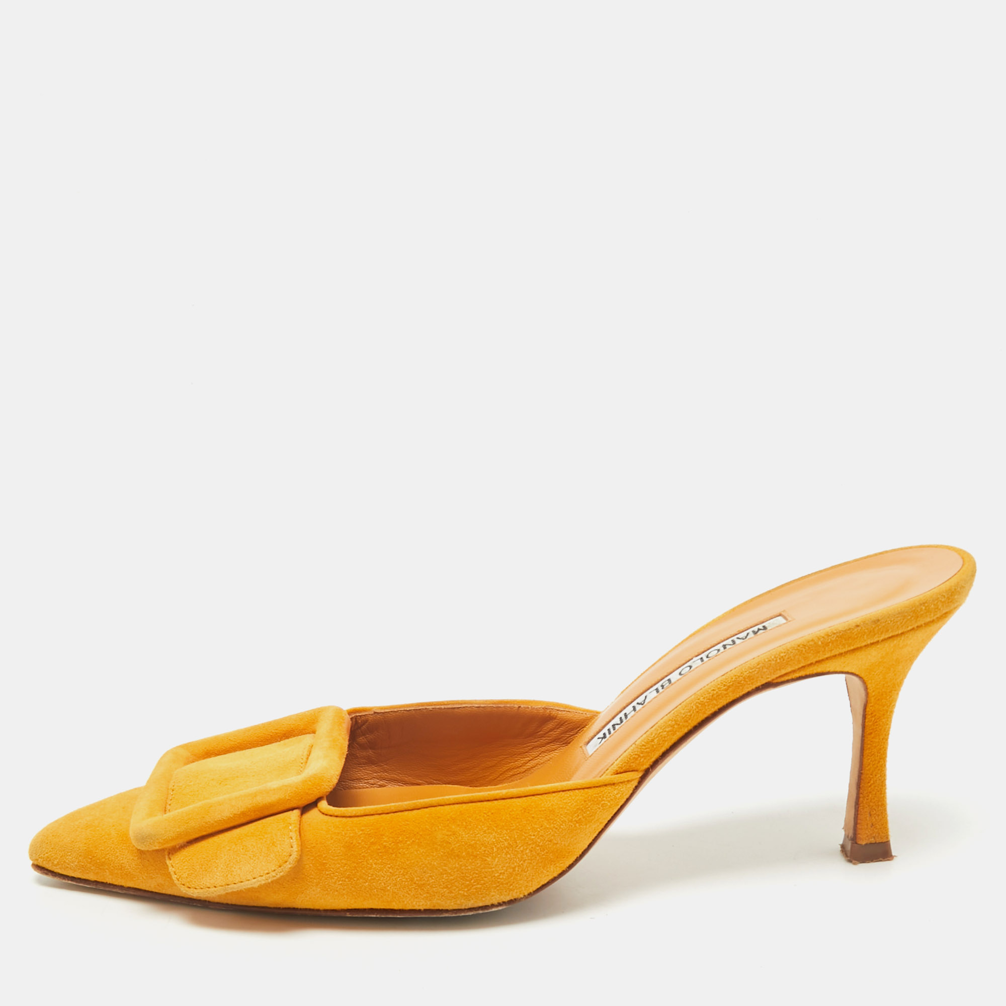 

Manolo Blahnik Mustard Suede Maysale Mules Size, Yellow