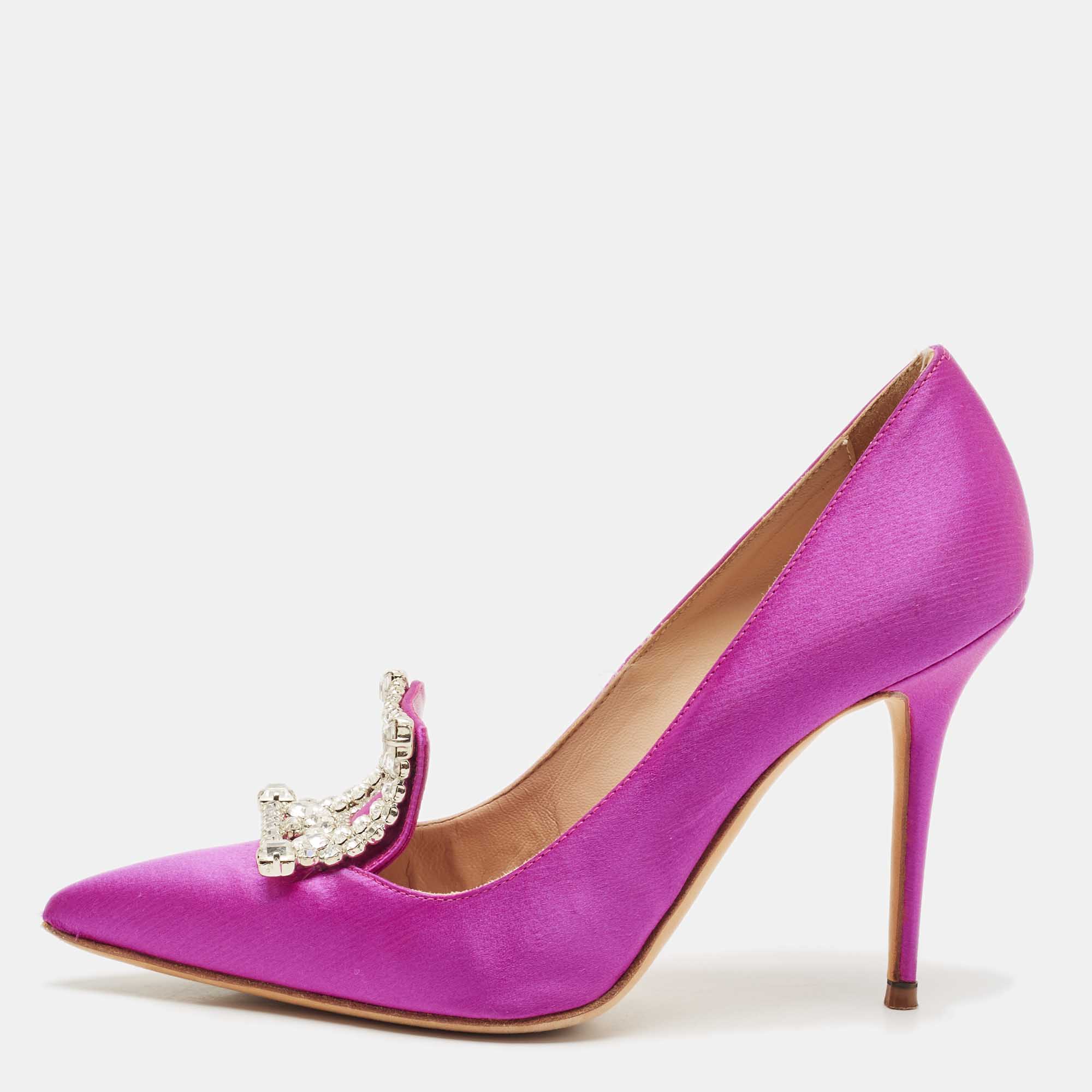 

Manolo Blahnik Fuschia Satin Crystal Embellished Borlak Pumps Size, Pink