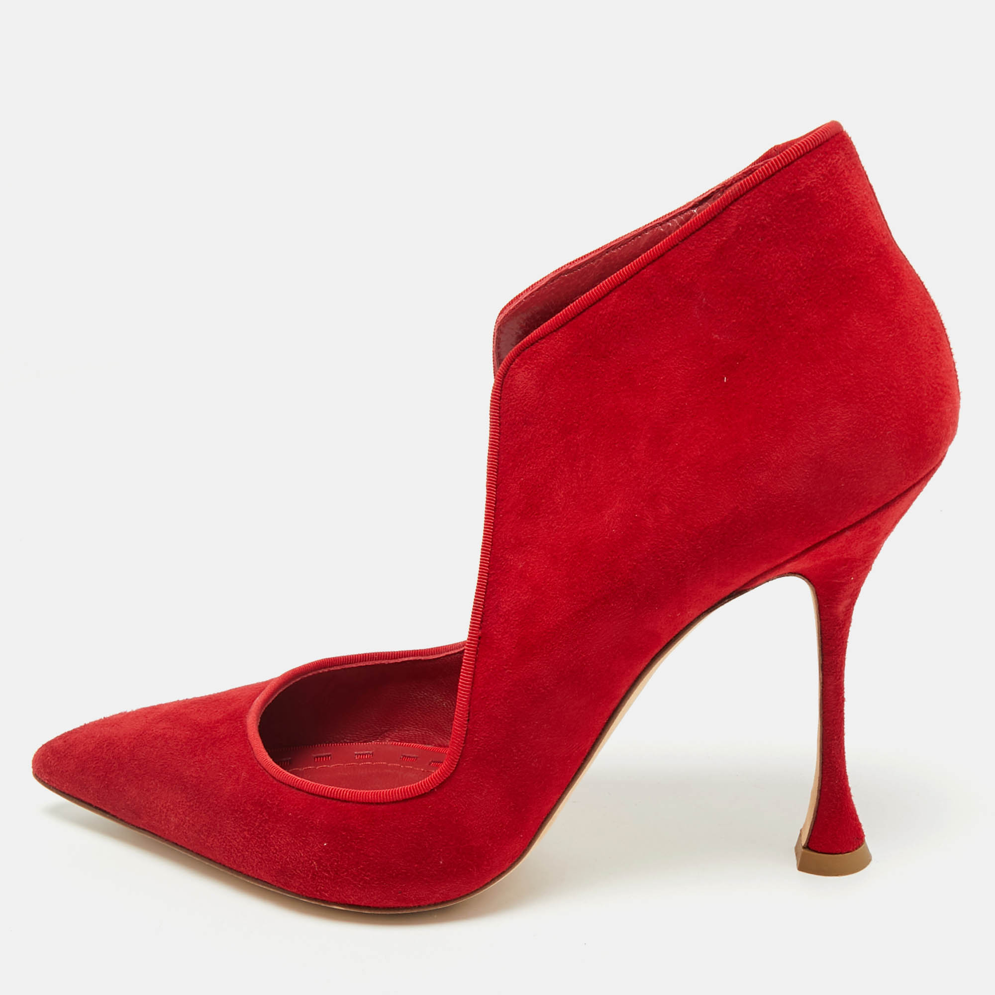 

Manolo Blahnik Red Suede Espedal Pumps Size