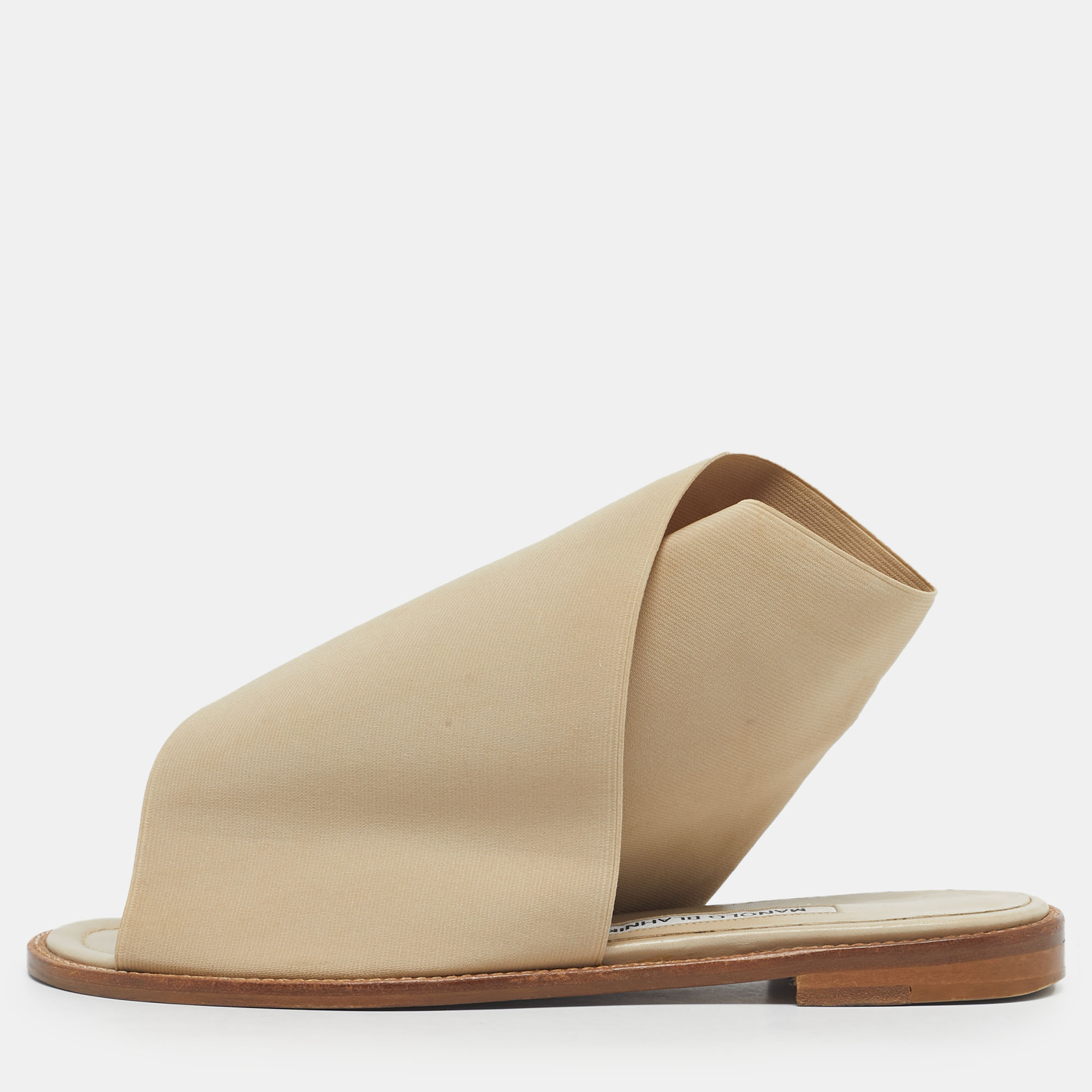 Pre-owned Manolo Blahnik Cream Fabric Flat Slides Size 39 In White