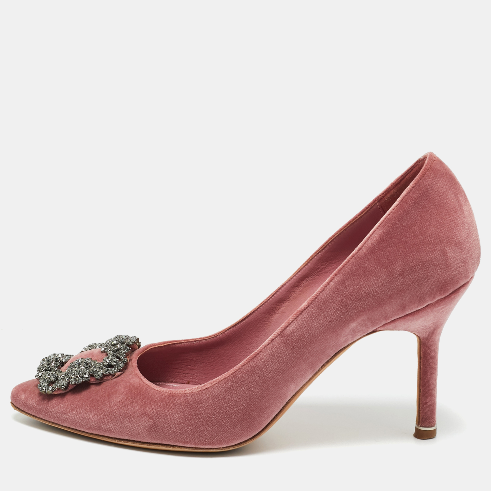 

Manolo Blahnik Pink Velvet Hangisi Pumps Size