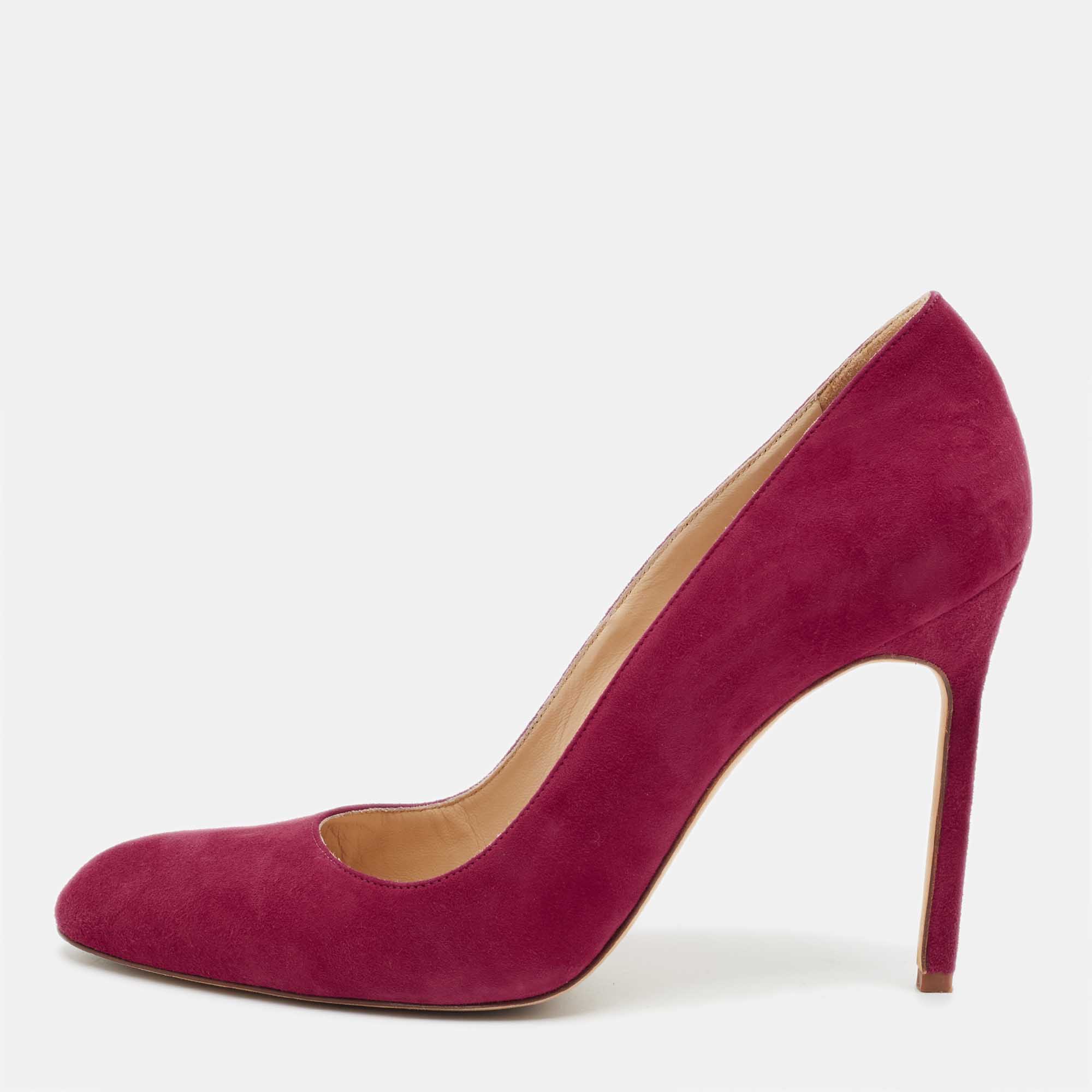 

Manolo Blahnik Purple Suede Round Toe Pumps Size